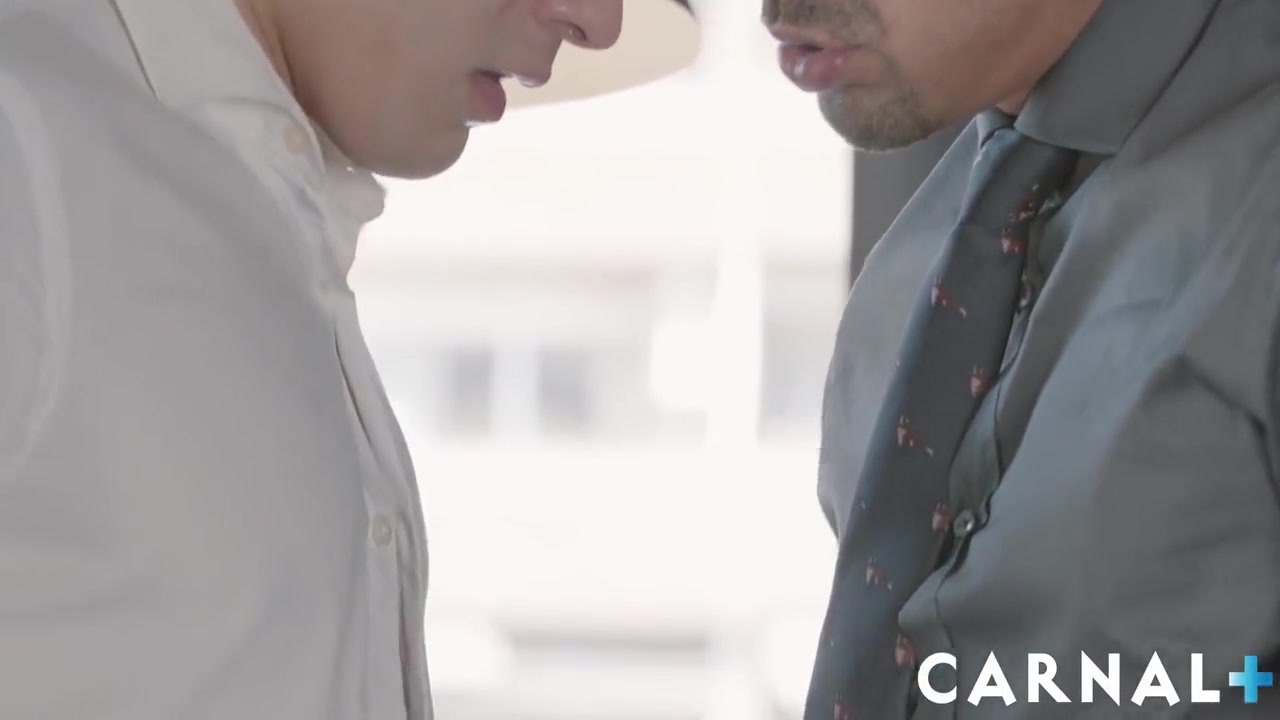 Uncut Dilf Alexandro Cabrera Facefucks Sexy Twink