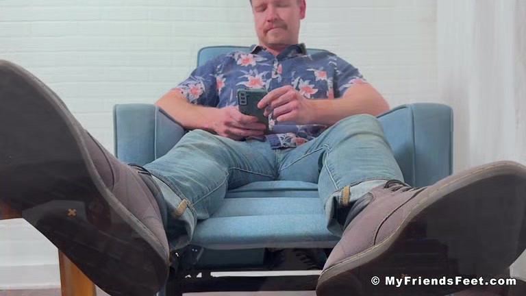 Russ' Big Size 11 Feet & Socks - Russ