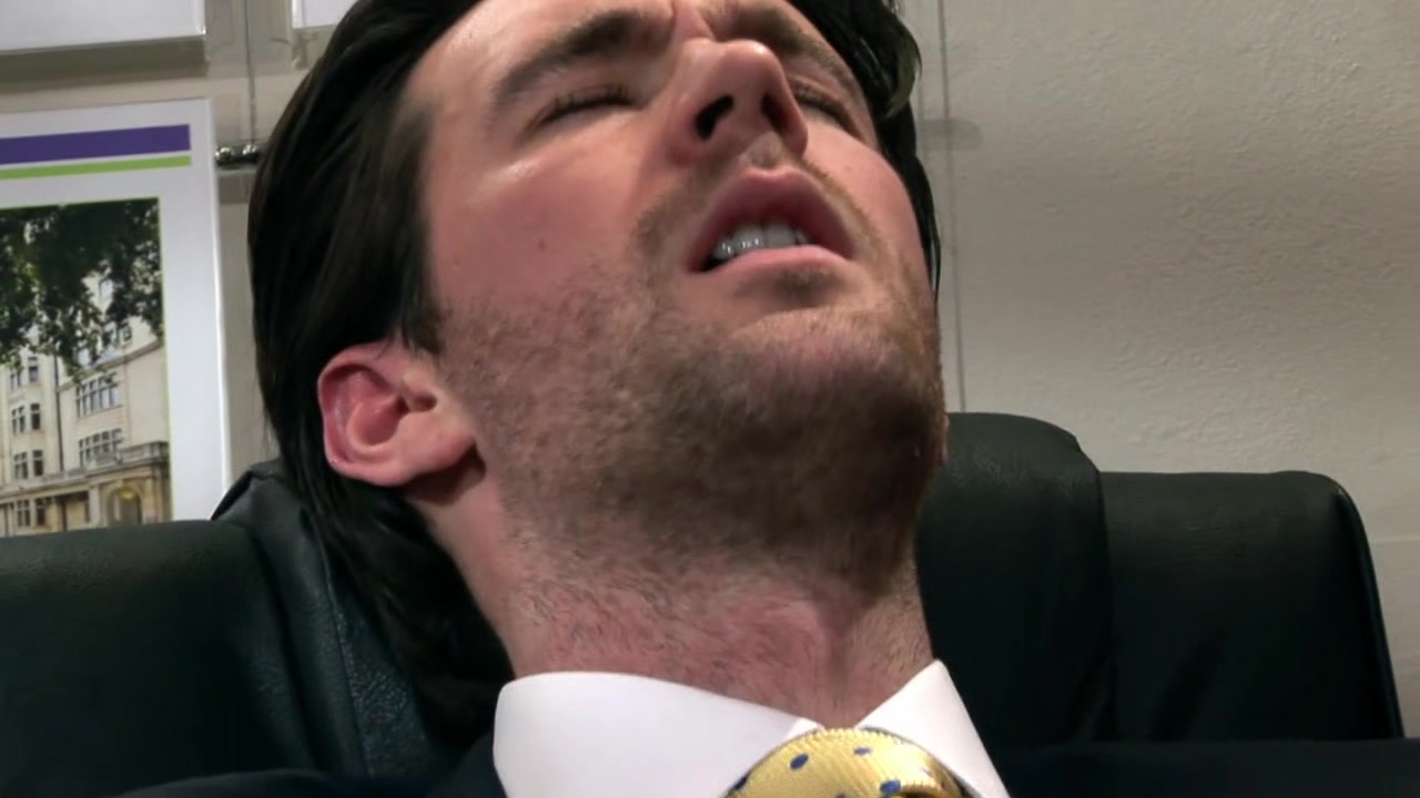 Diary of a Fox: Monday - MENatPLAY