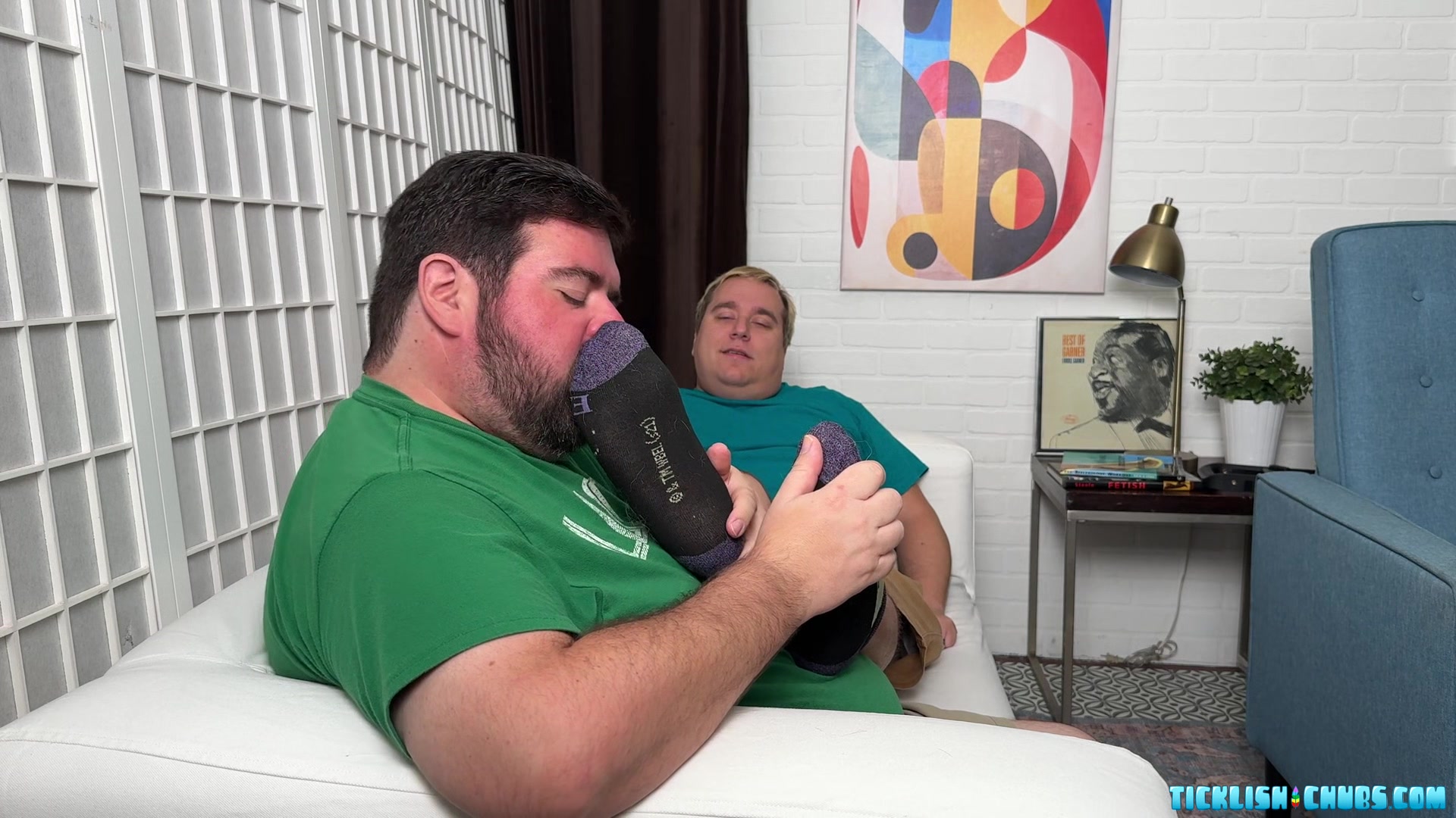 Nemo Helps Matt Relax - Nemo & Matt