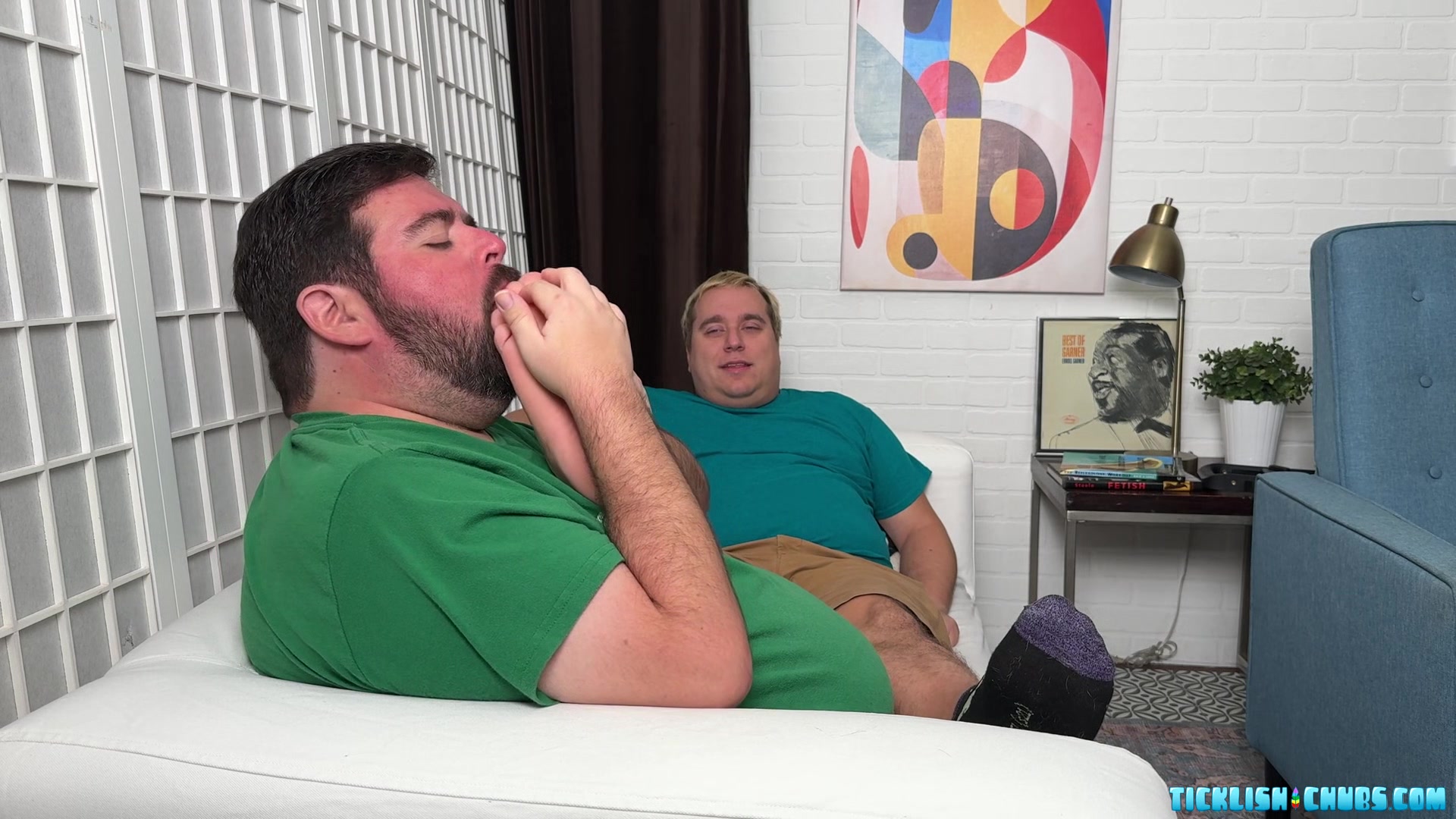 Nemo Helps Matt Relax - Nemo & Matt