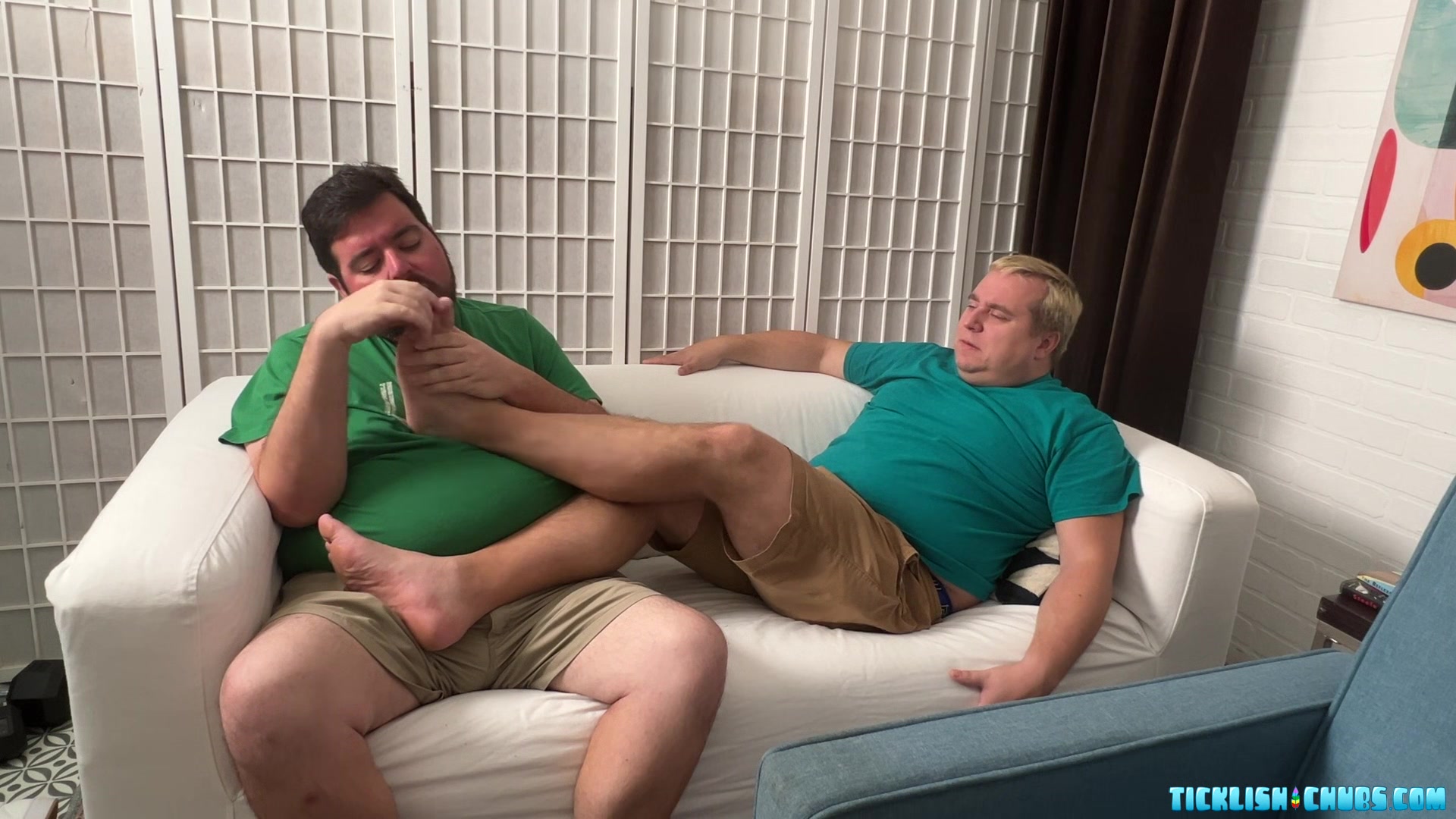 Nemo Helps Matt Relax - Nemo & Matt