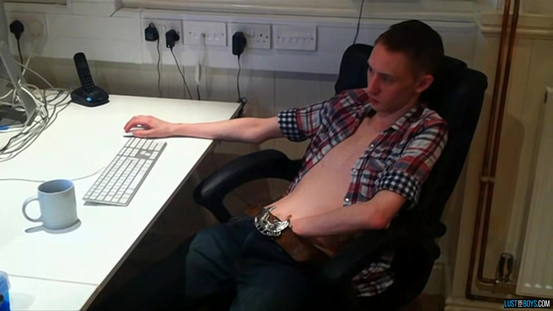 Porn Loving Ashton Wanks - Ashton Bradley