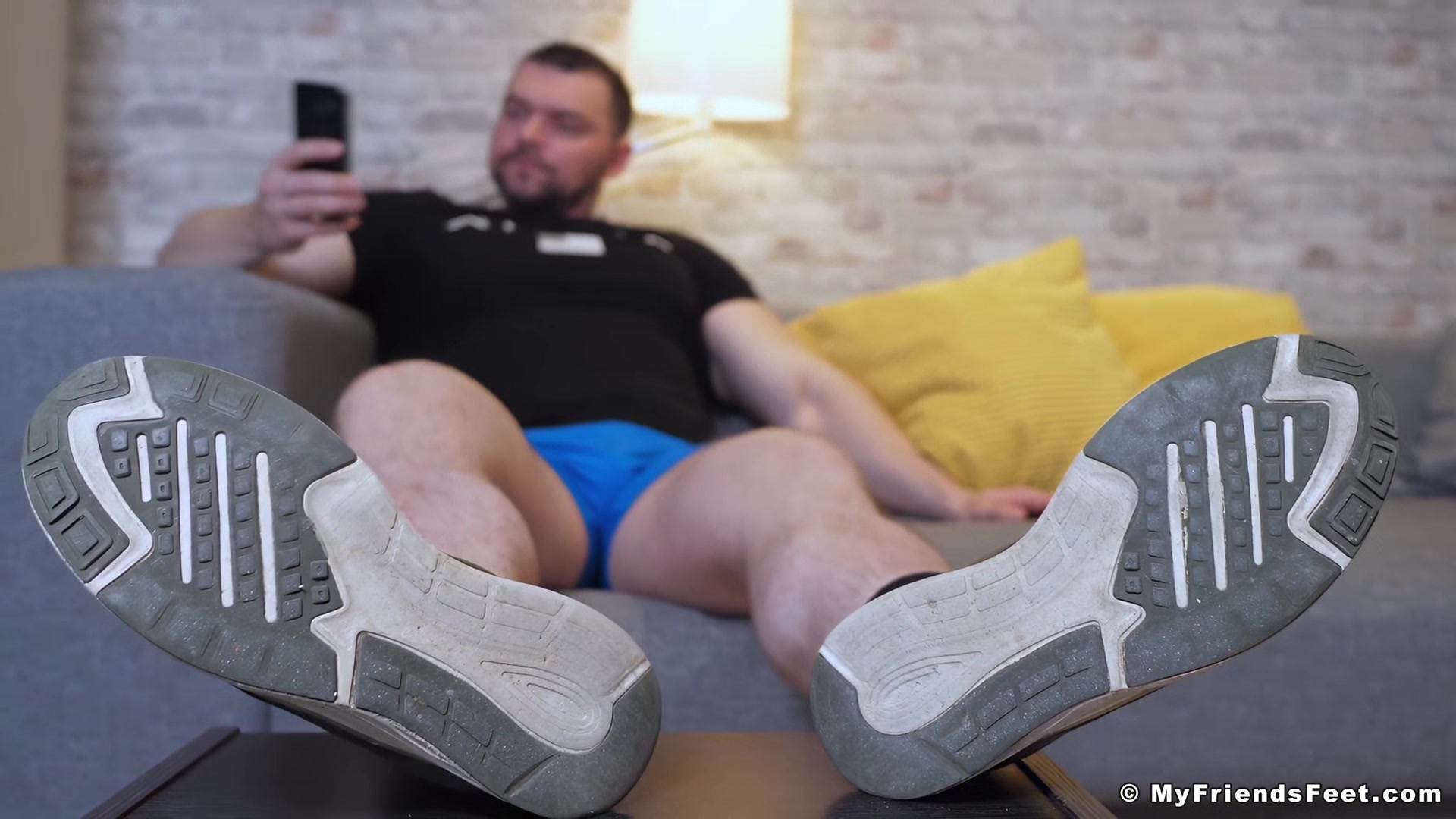Spy on Aleck's Feet - Aleck