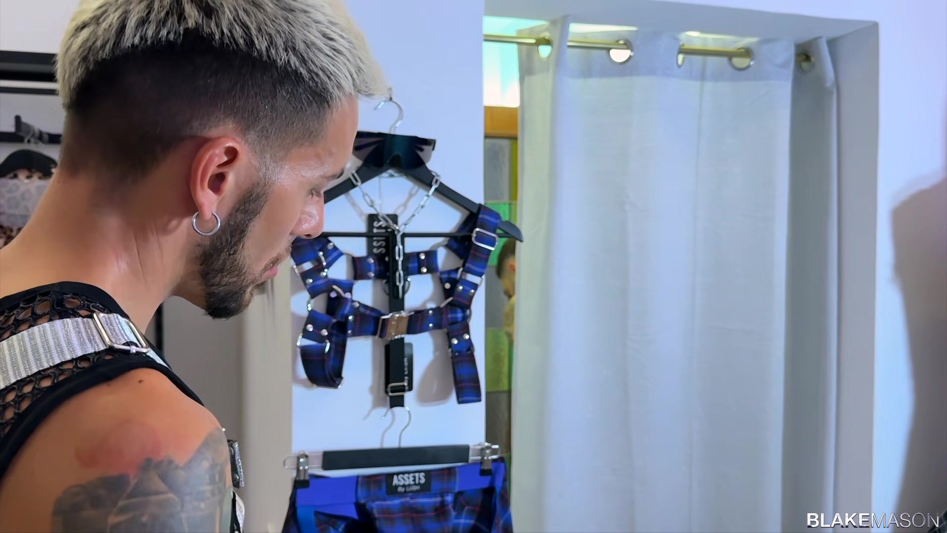 The Most Eager Shop Assstant - Igor Lucios & Axell Rec