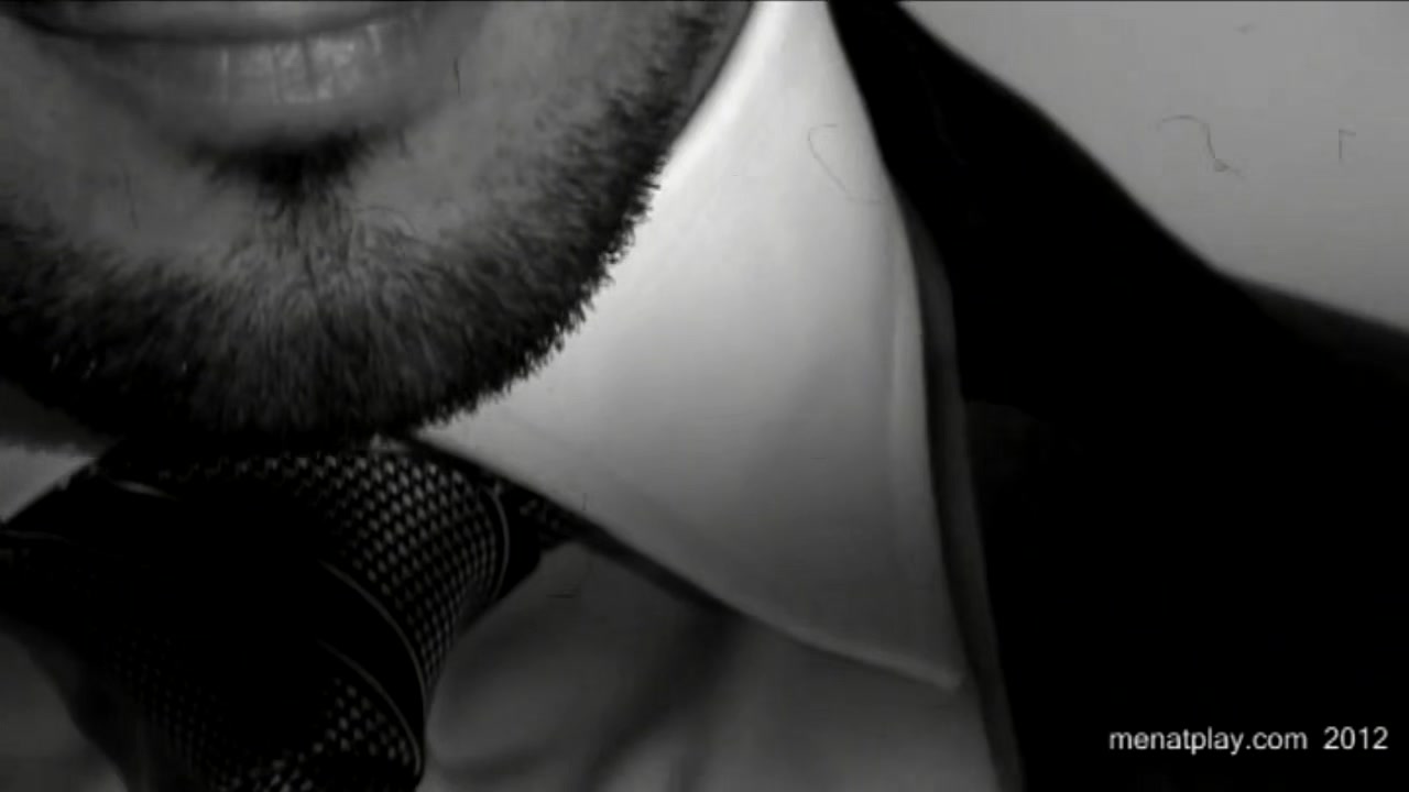 L'homme Dans L'ombre - MENatPLAY