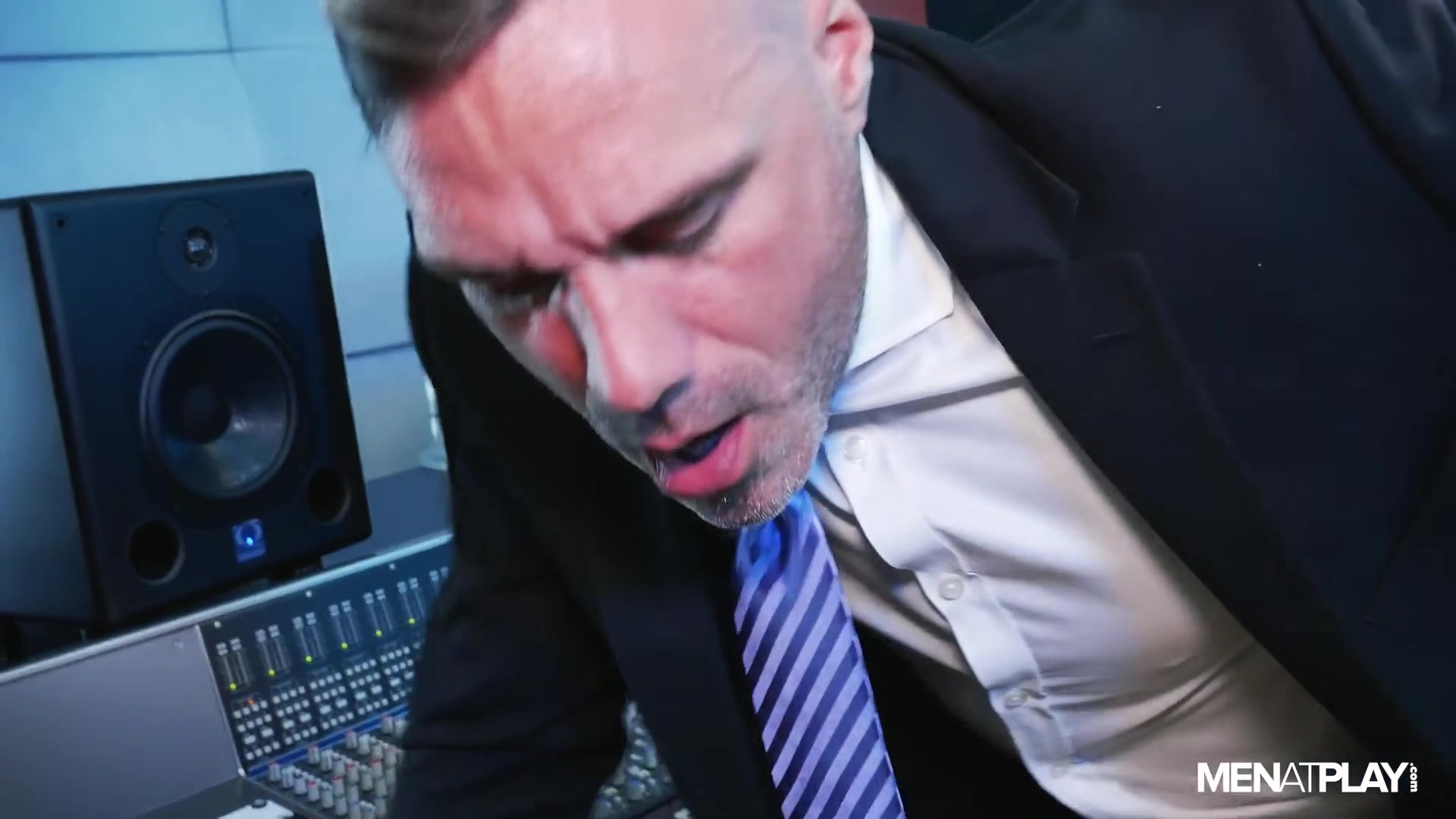 Subordinate And Secret Lover - MENatPLAY