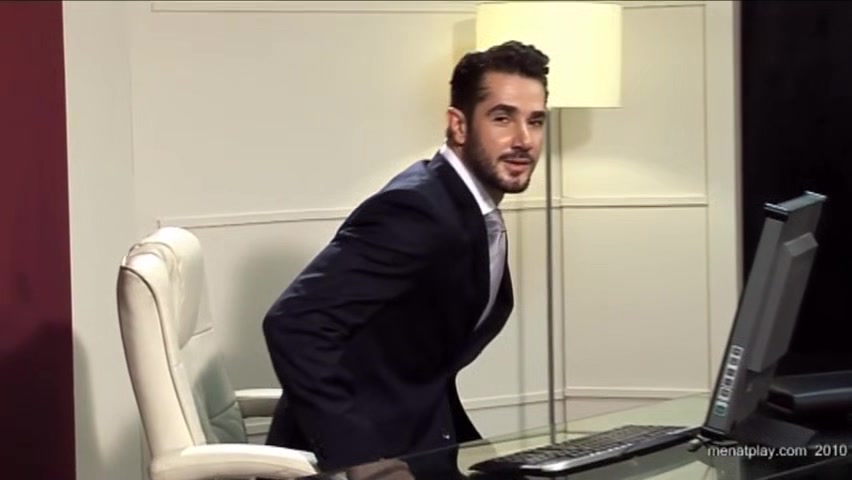 Dean Monroe: One to One - MENatPLAY