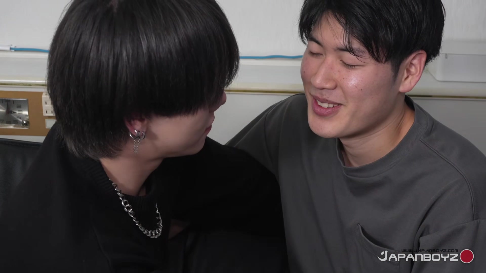 Straight Taishi's Gay Debut