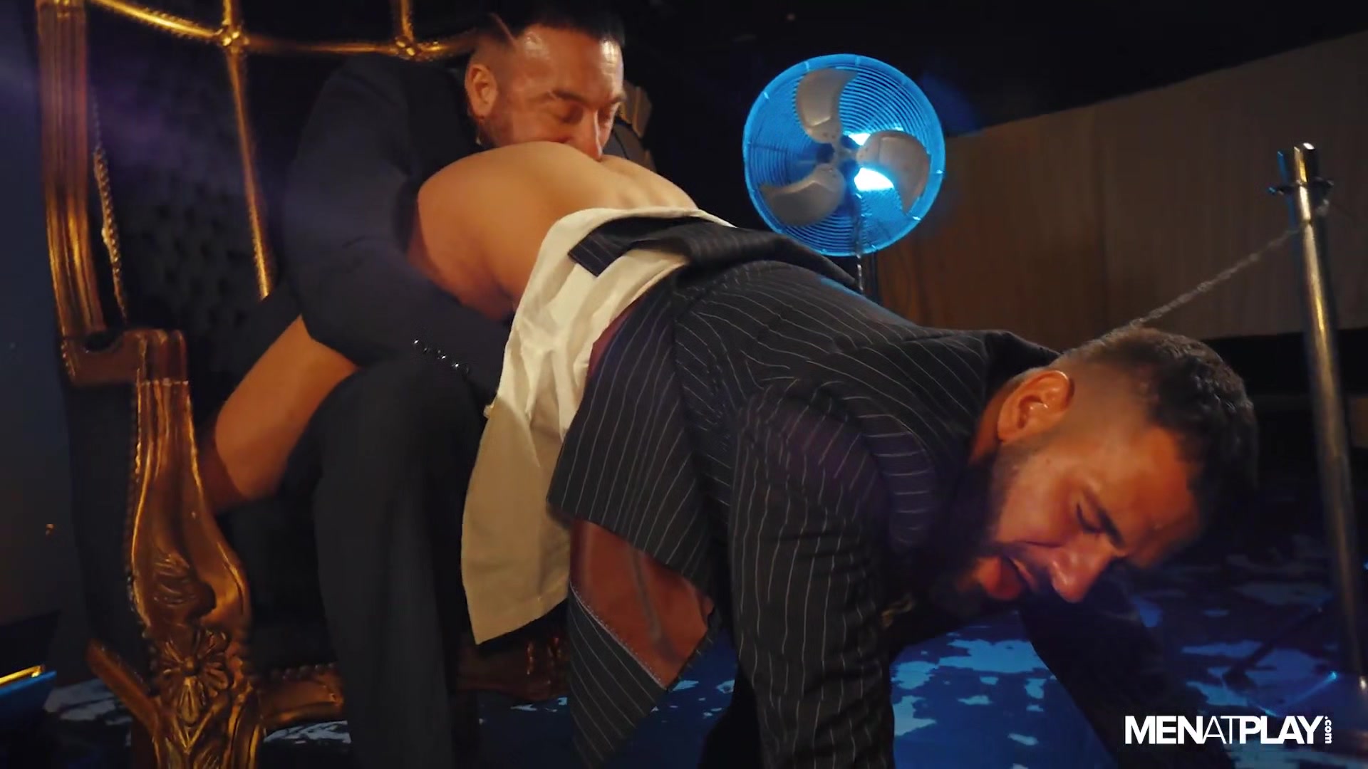 Pure Suit: Resurgence - MENatPLAY