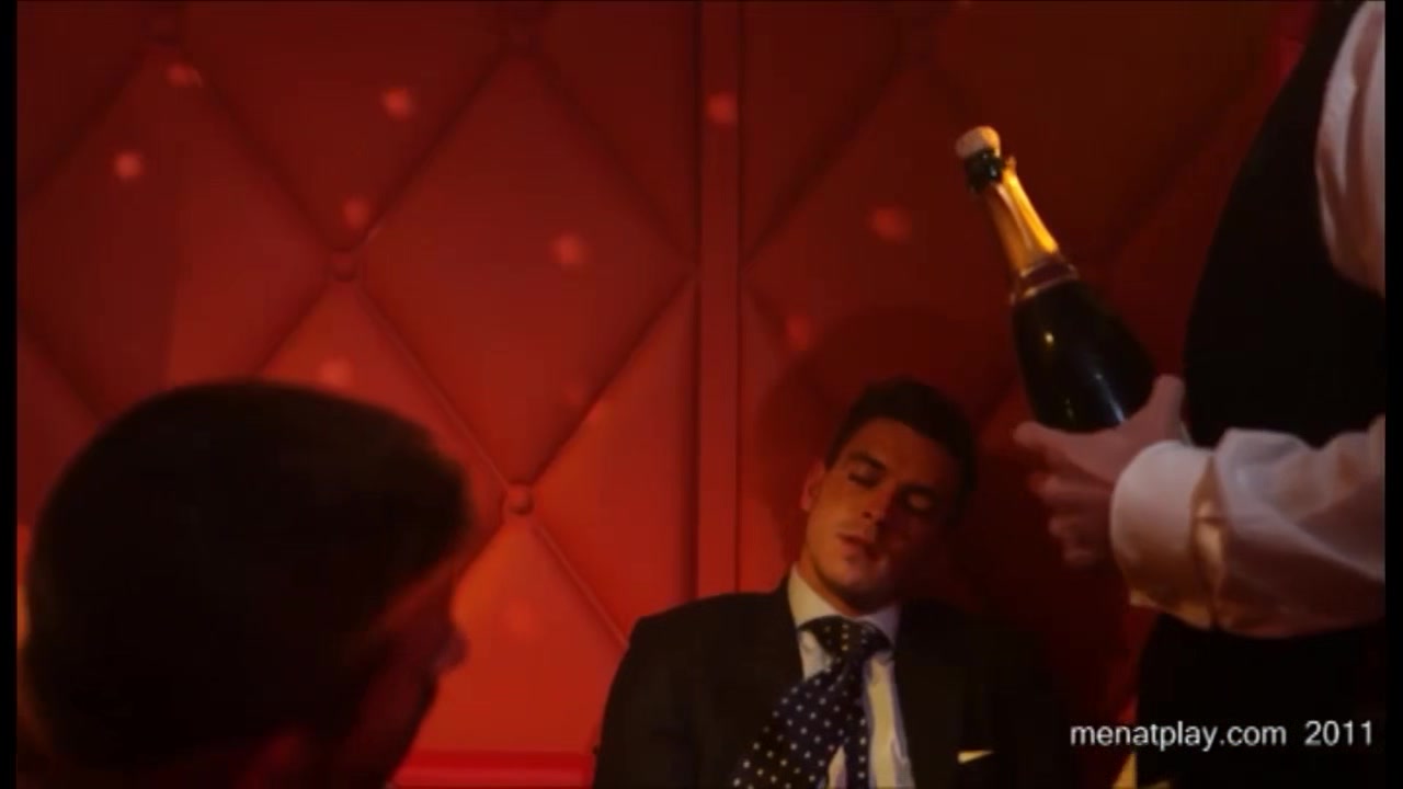 Tease - MENatPLAY