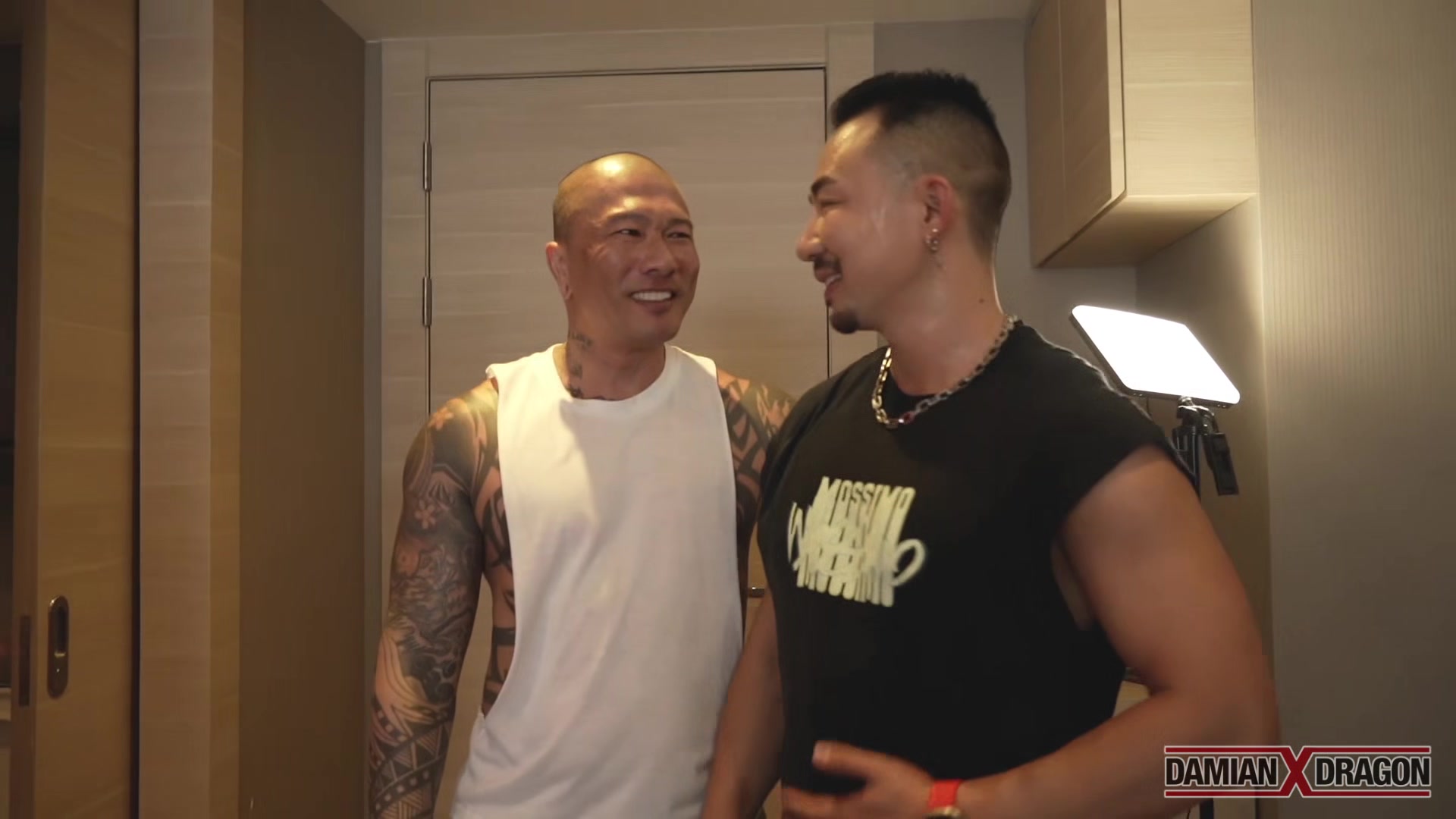 Fourway Fuckfest - Damian Dragon x Sylvester YesBear x Alang Gunn x Men To Men Sex