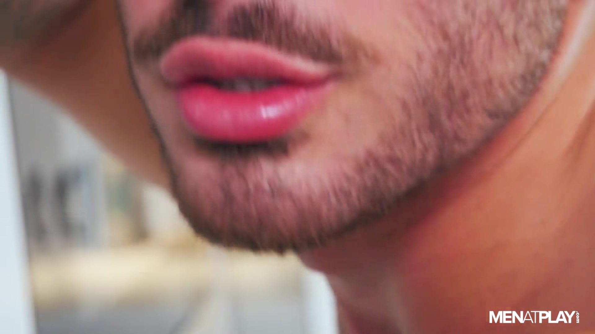 Young Flatmate - MENatPLAY