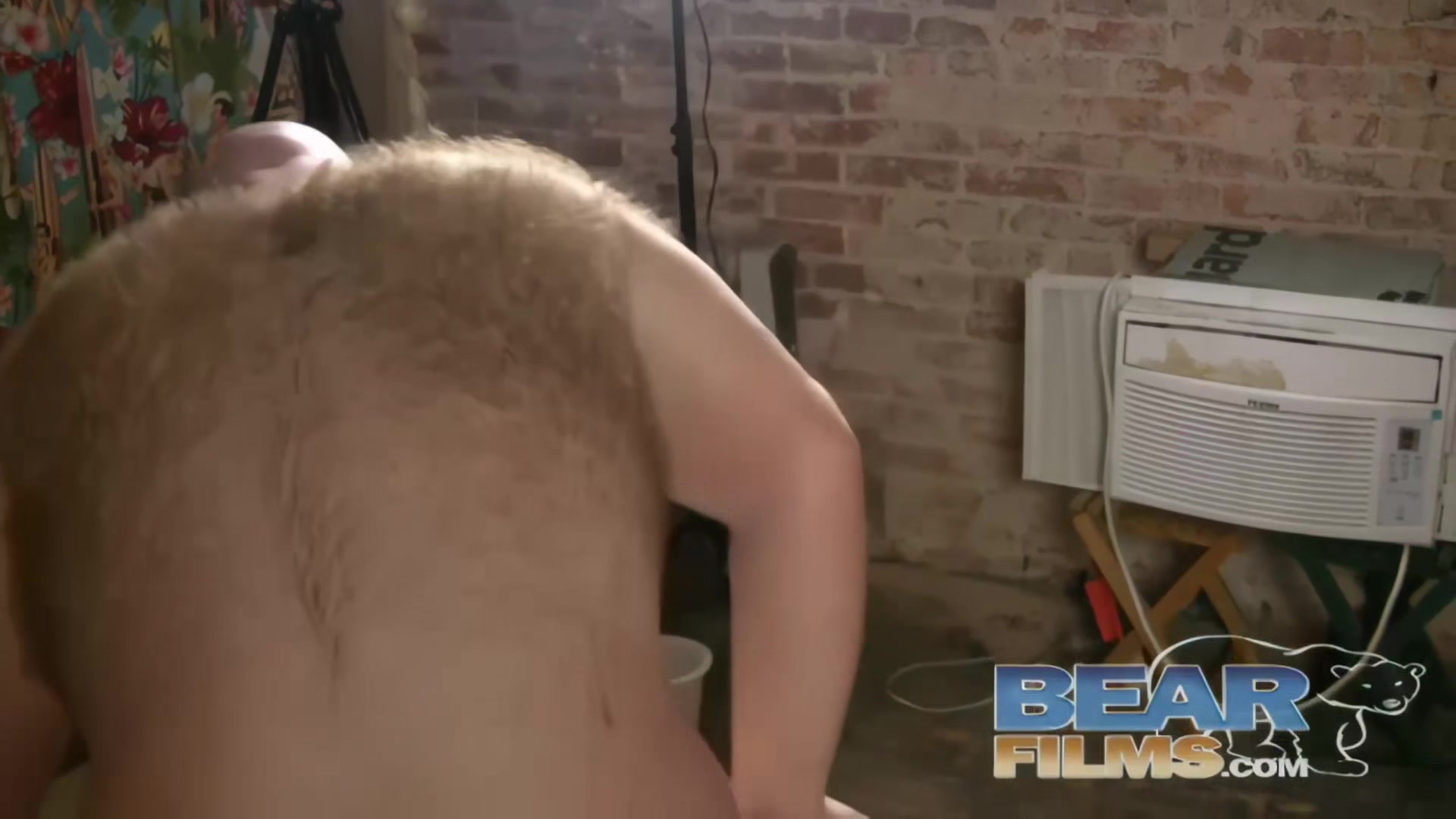 BEARFILMS Virgin Hole Jack Redford Wants Tate Taylor Fat Cock