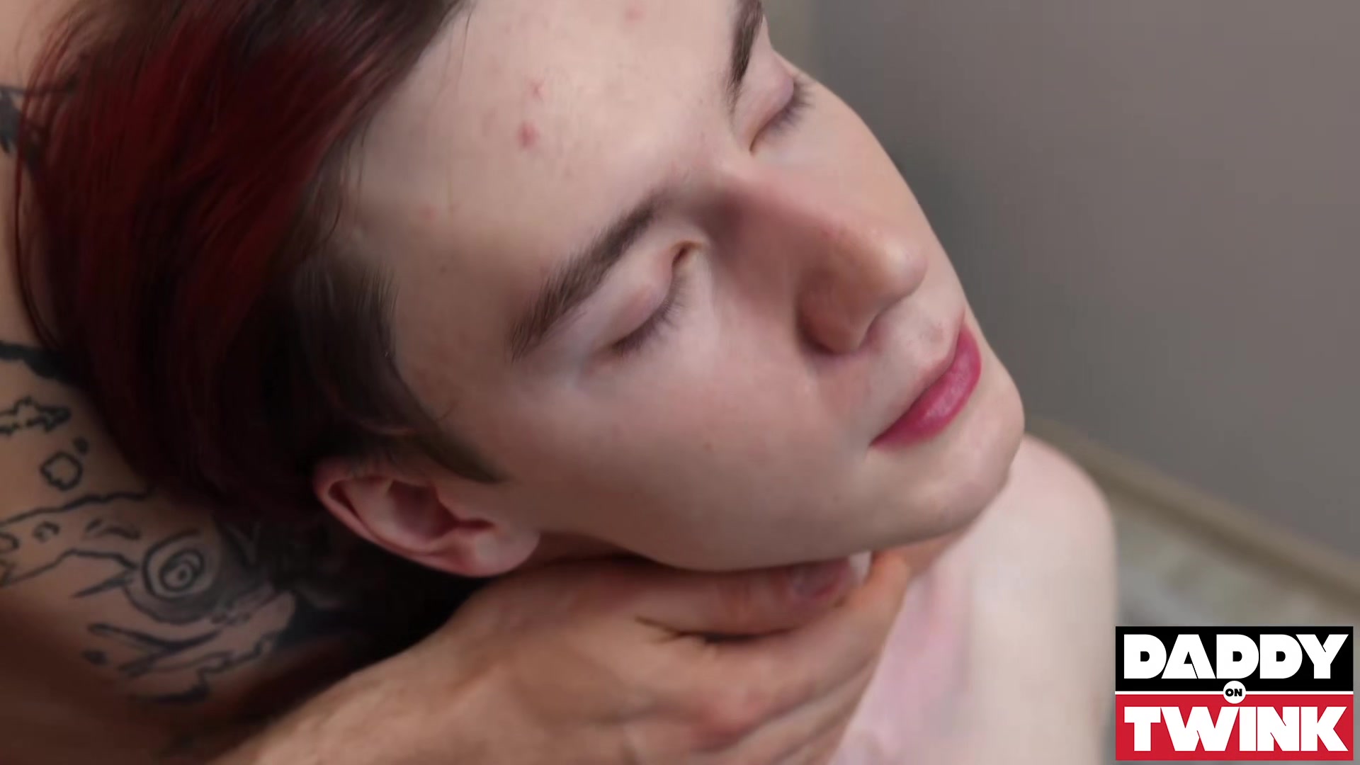 DADDYONTWINK Karol Gajda Offers Lex Moore Hungry Hole After massage