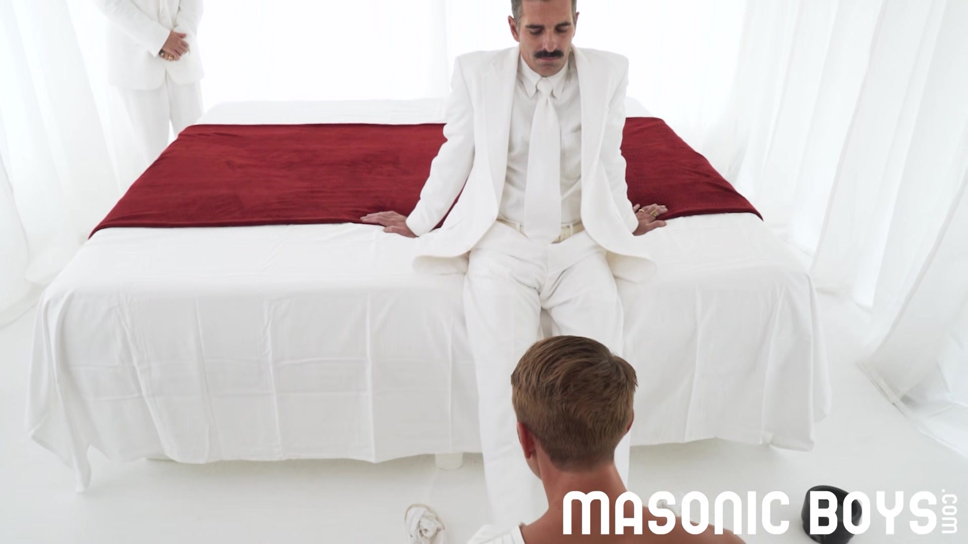 MasonicBoys - Two hot suited DILFs raw fuck and use Cameron Basinger