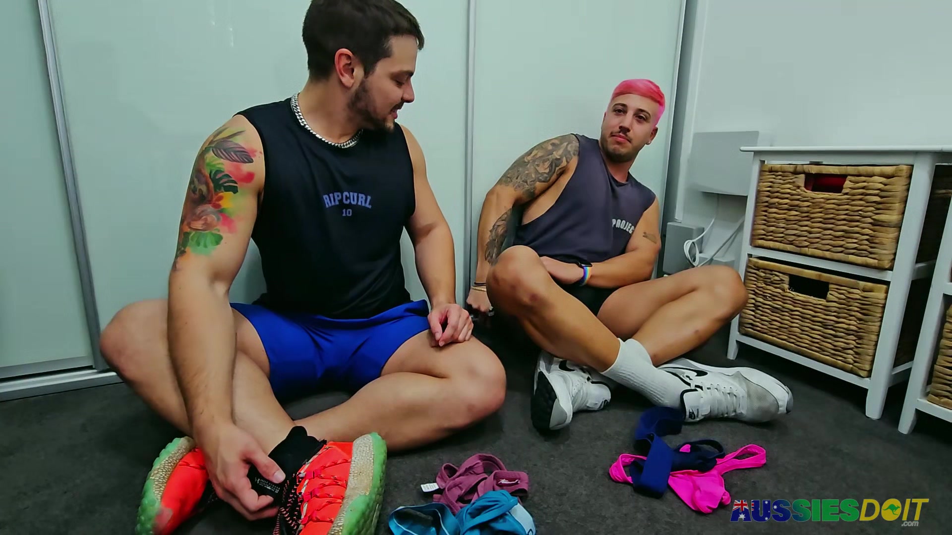 Aksen and Kandy Pt1 - Underwear