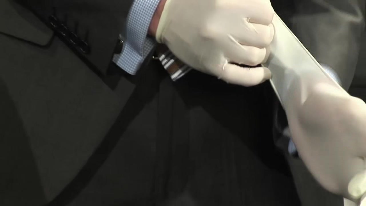 Dr. Stevens Examines Damien Crosse - MENatPLAY