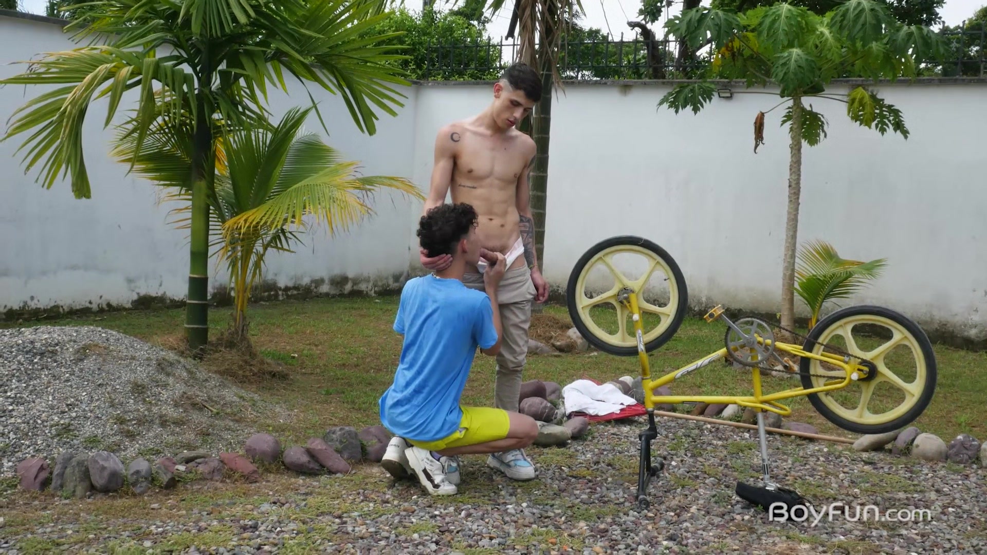 Xander Gomez + Milcon Tonso - BoyFun