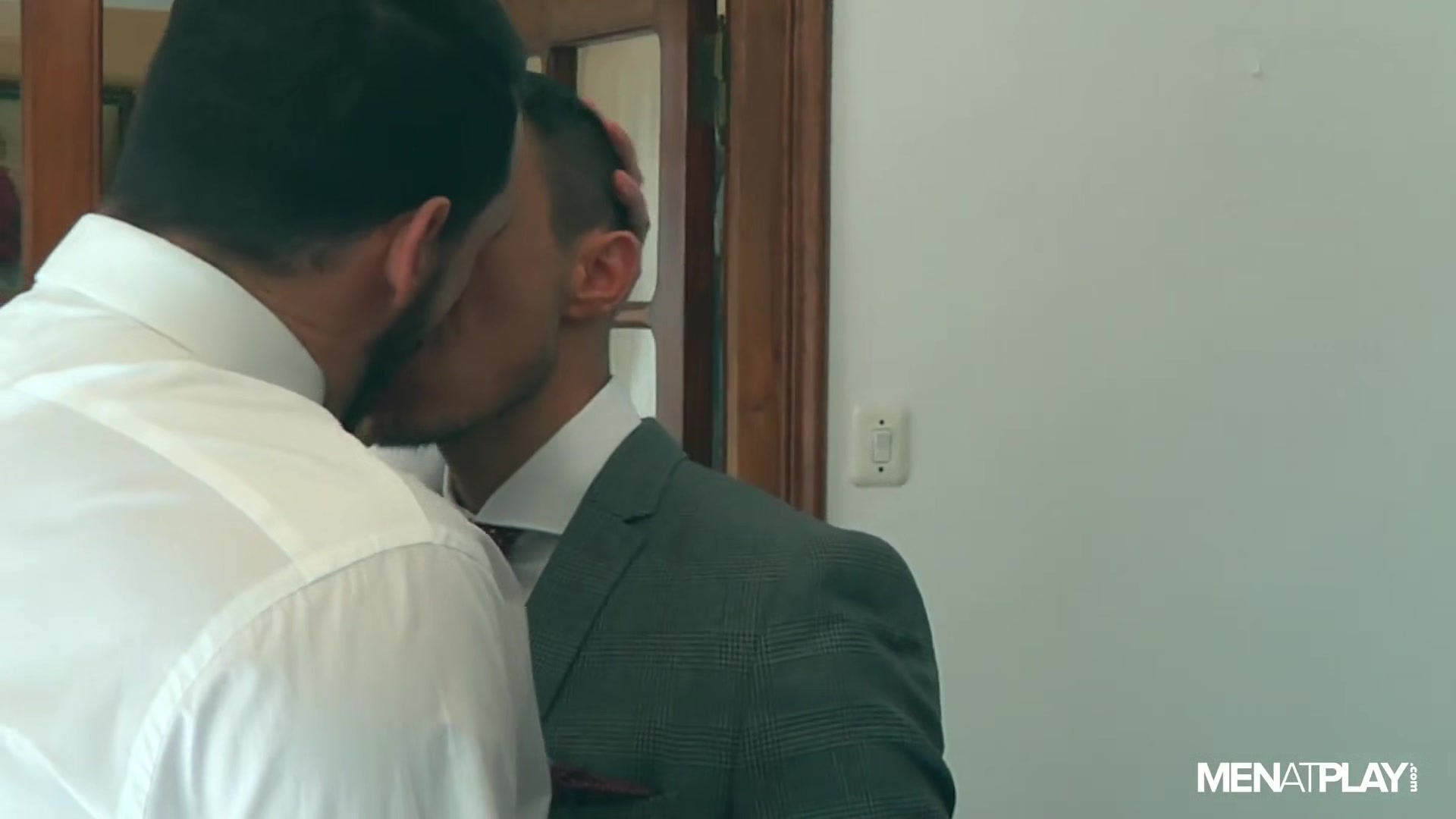 The Stalker, Editor's Cut - MENatPLAY