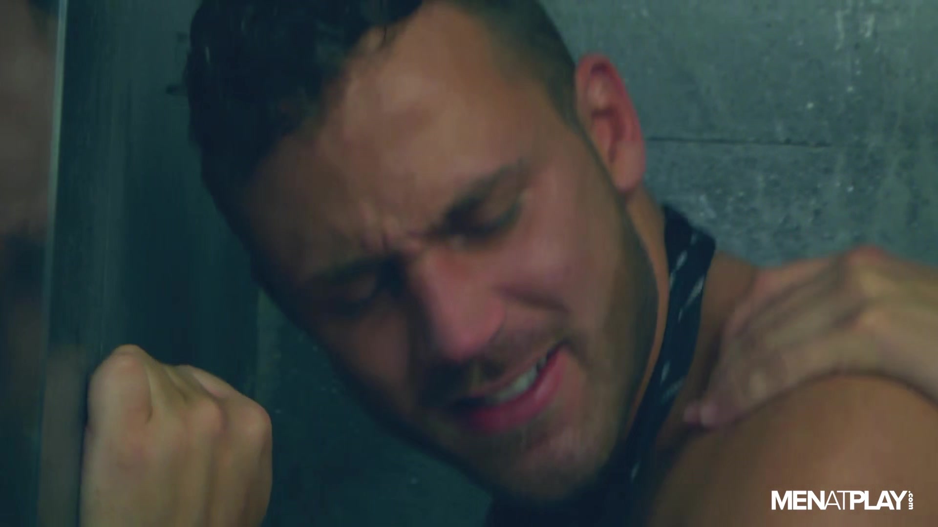 2 Wet, Editor's Cut - MENatPLAY