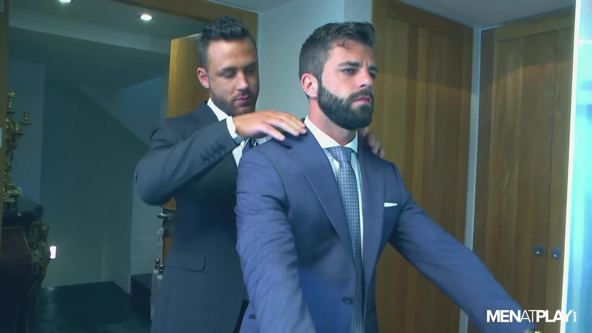 2 Wet, Editor's Cut - MENatPLAY