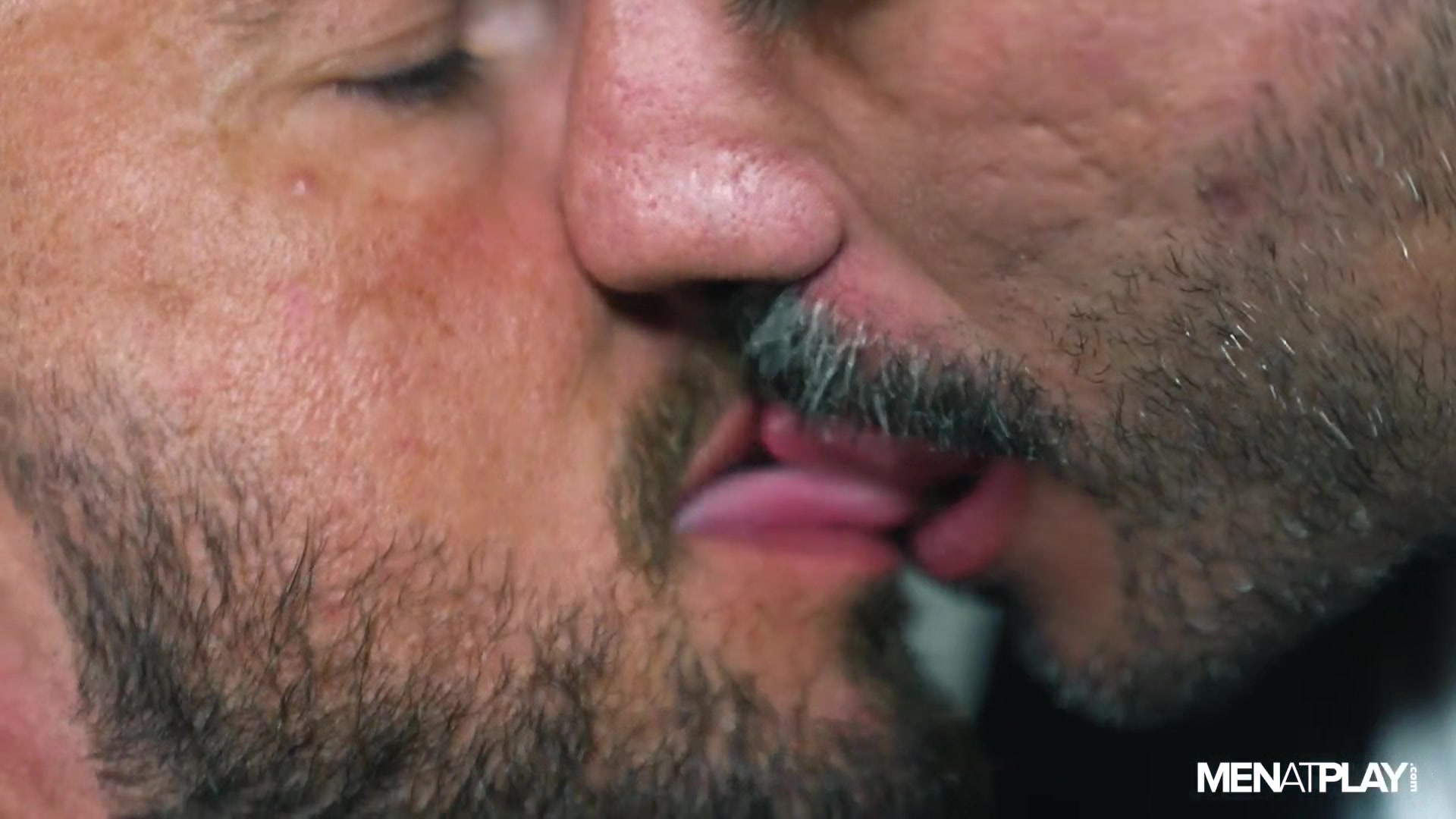 Fallen Angel - MENatPLAY