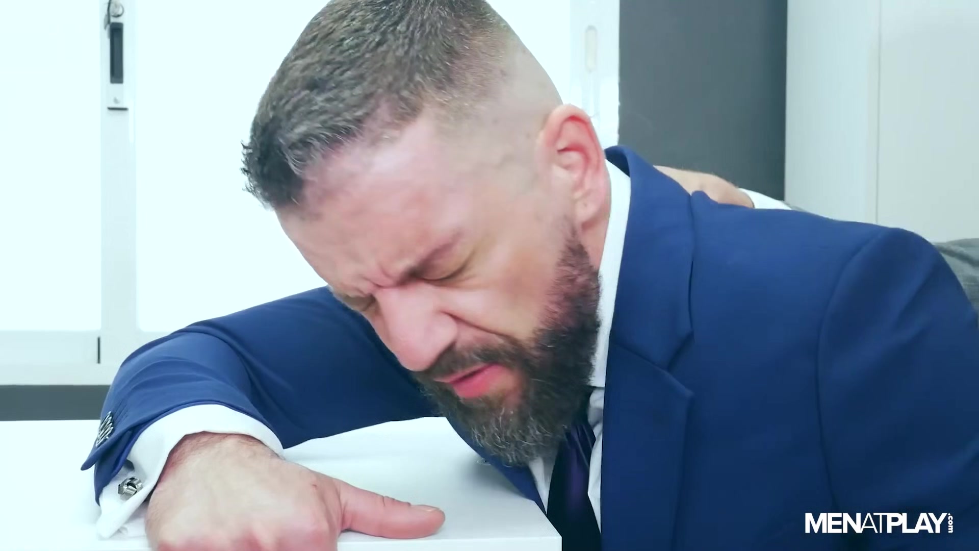 Suited Cam Show - MENatPLAY