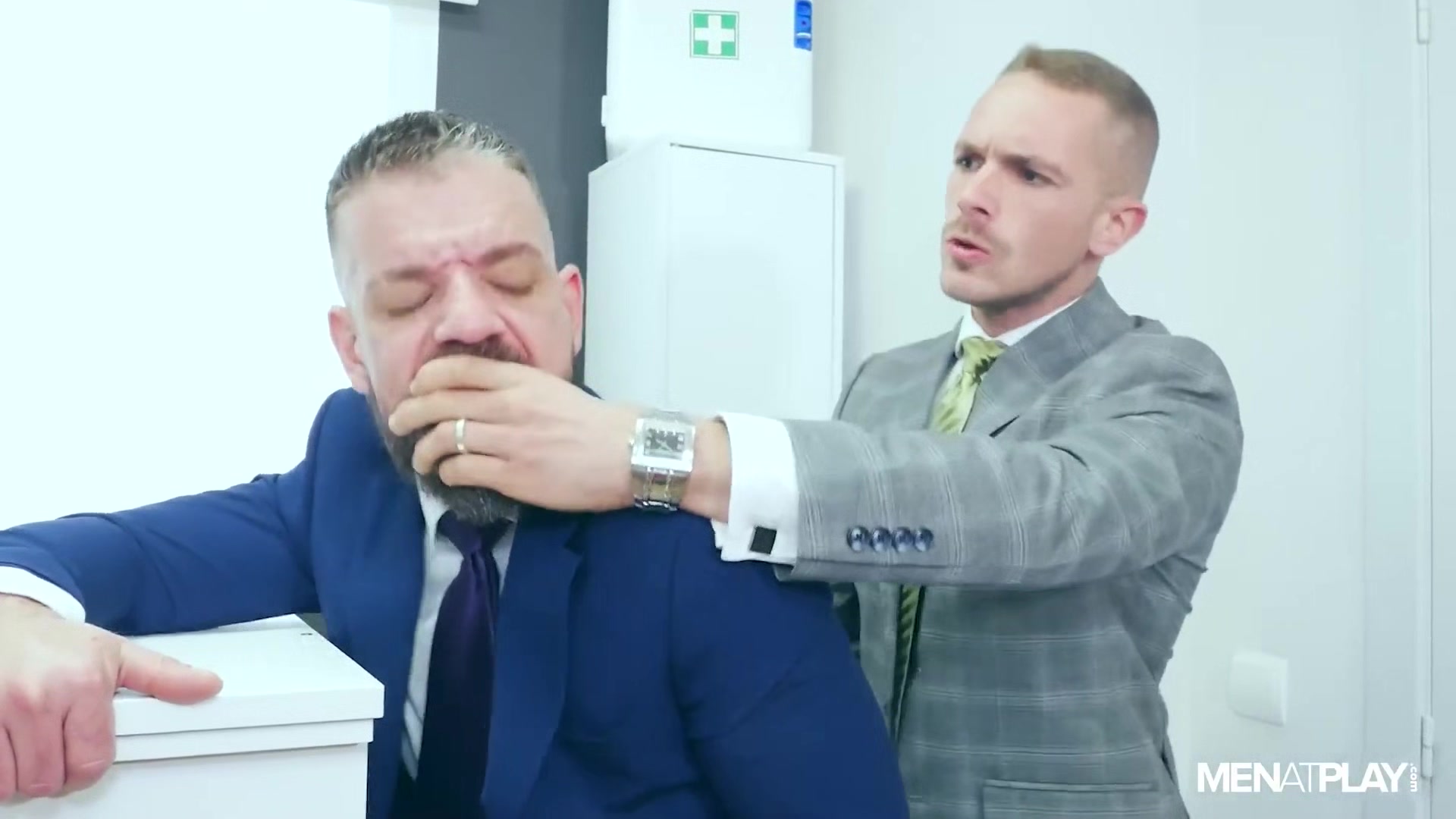 Suited Cam Show - MENatPLAY