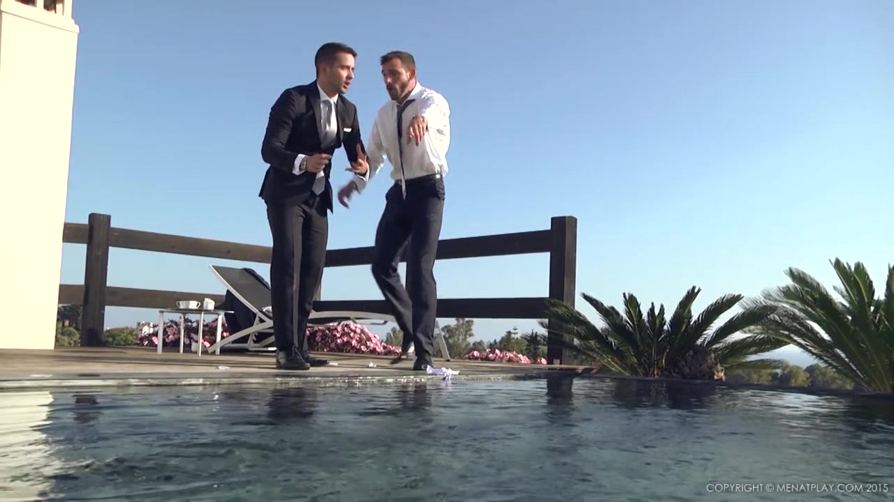 Hit the Roof - MENatPLAY
