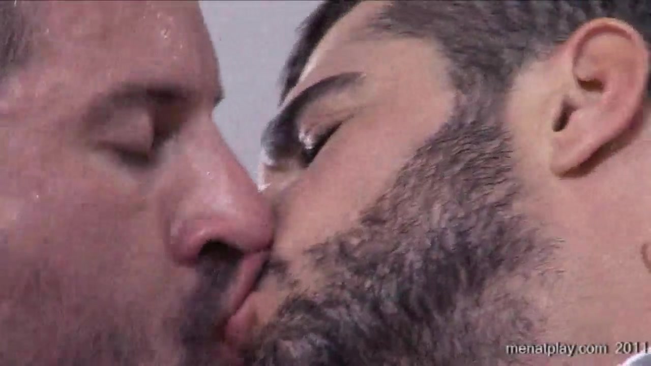 Cum Dine With Me - MENatPLAY