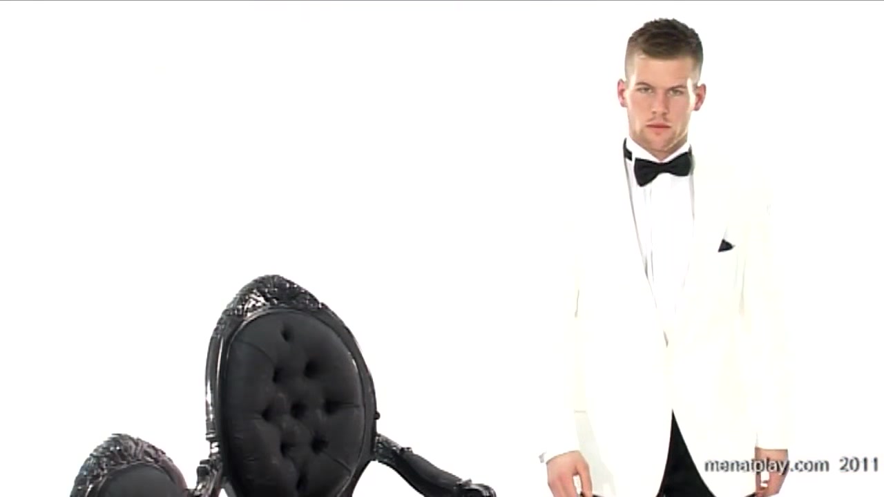 Black and White вЂ“ David Jones - MENatPLAY