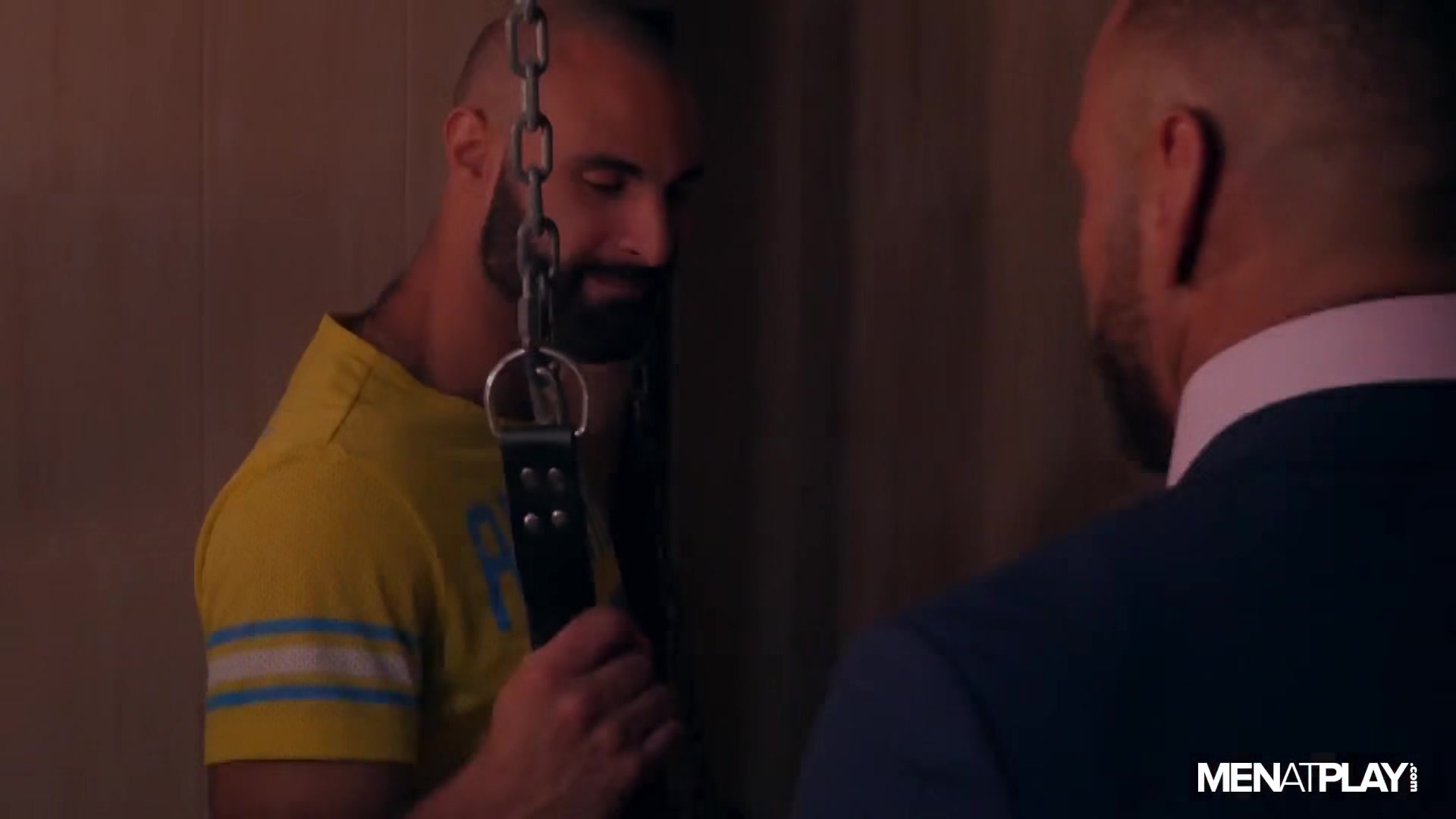 The Secret Chamber - MENatPLAY