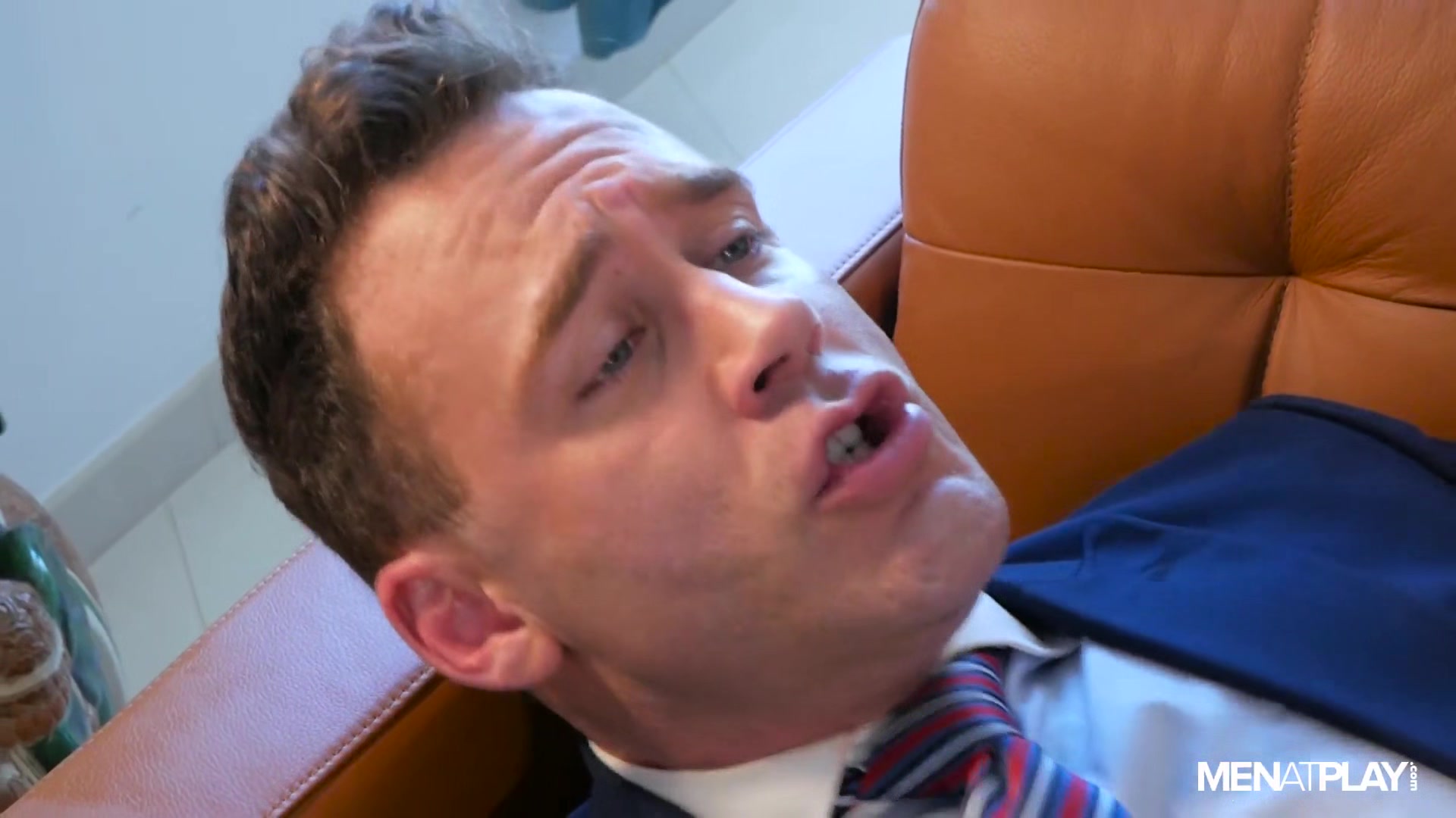 Logan's Butler - MENatPLAY