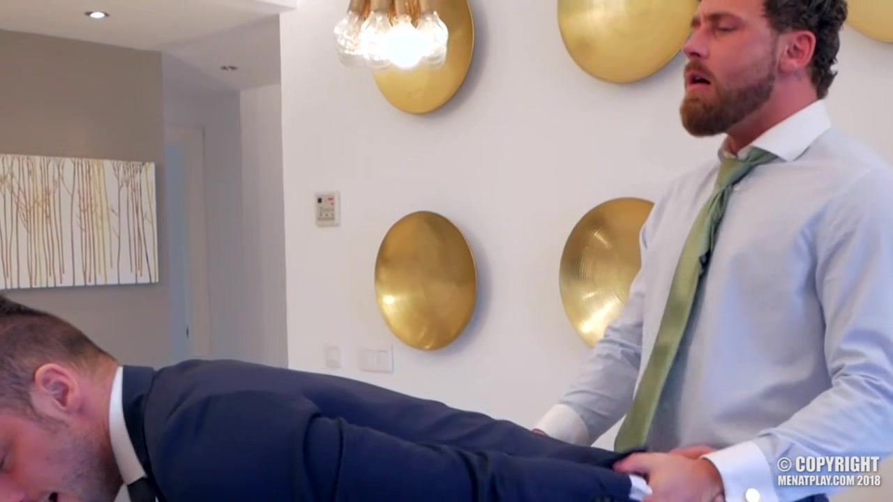 Making It Big: The Roommate - MENatPLAY