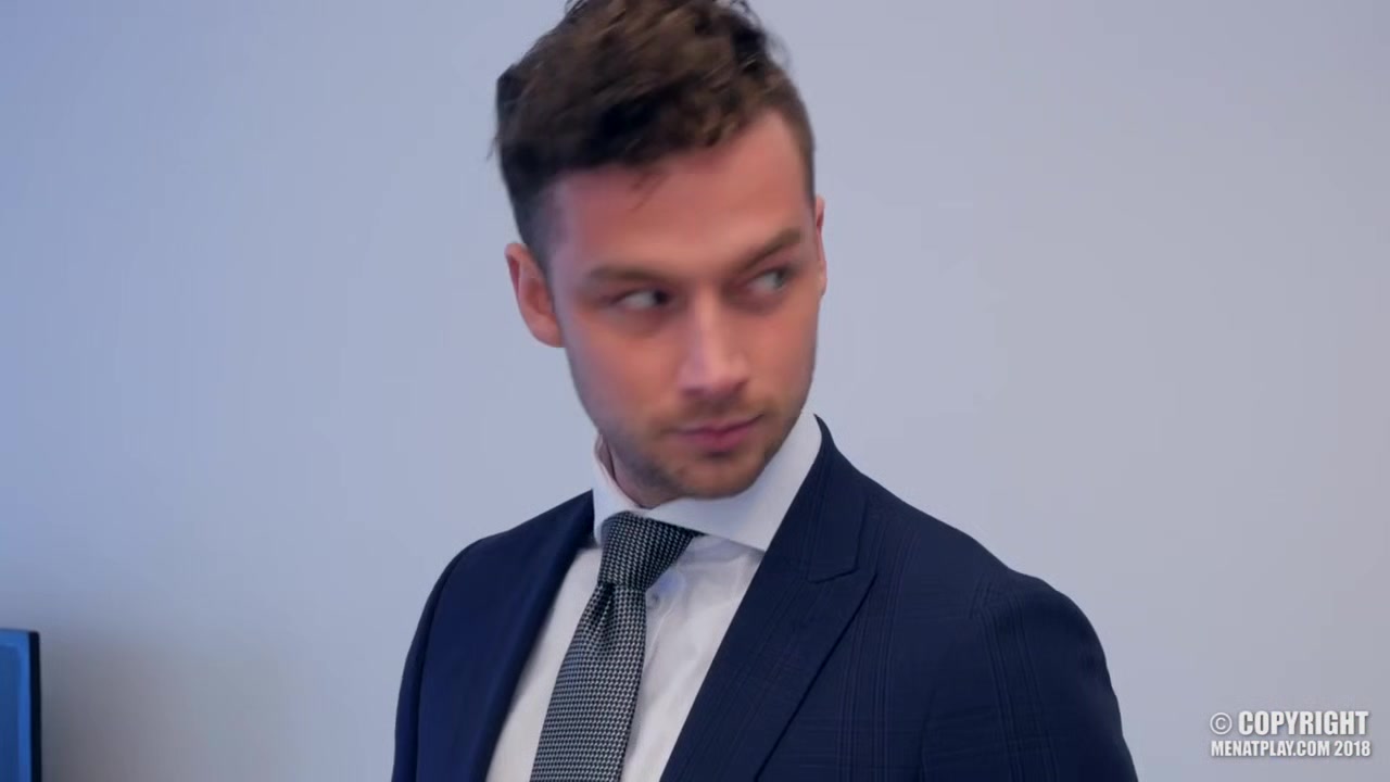 Making It Big: The Roommate - MENatPLAY