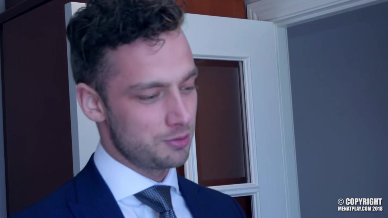 Making It Big: The Roommate - MENatPLAY