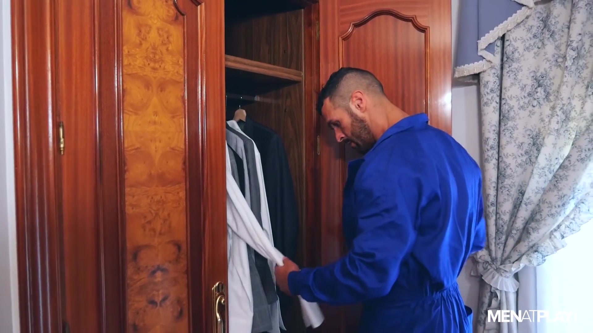 Suited Handyman - MENatPLAY