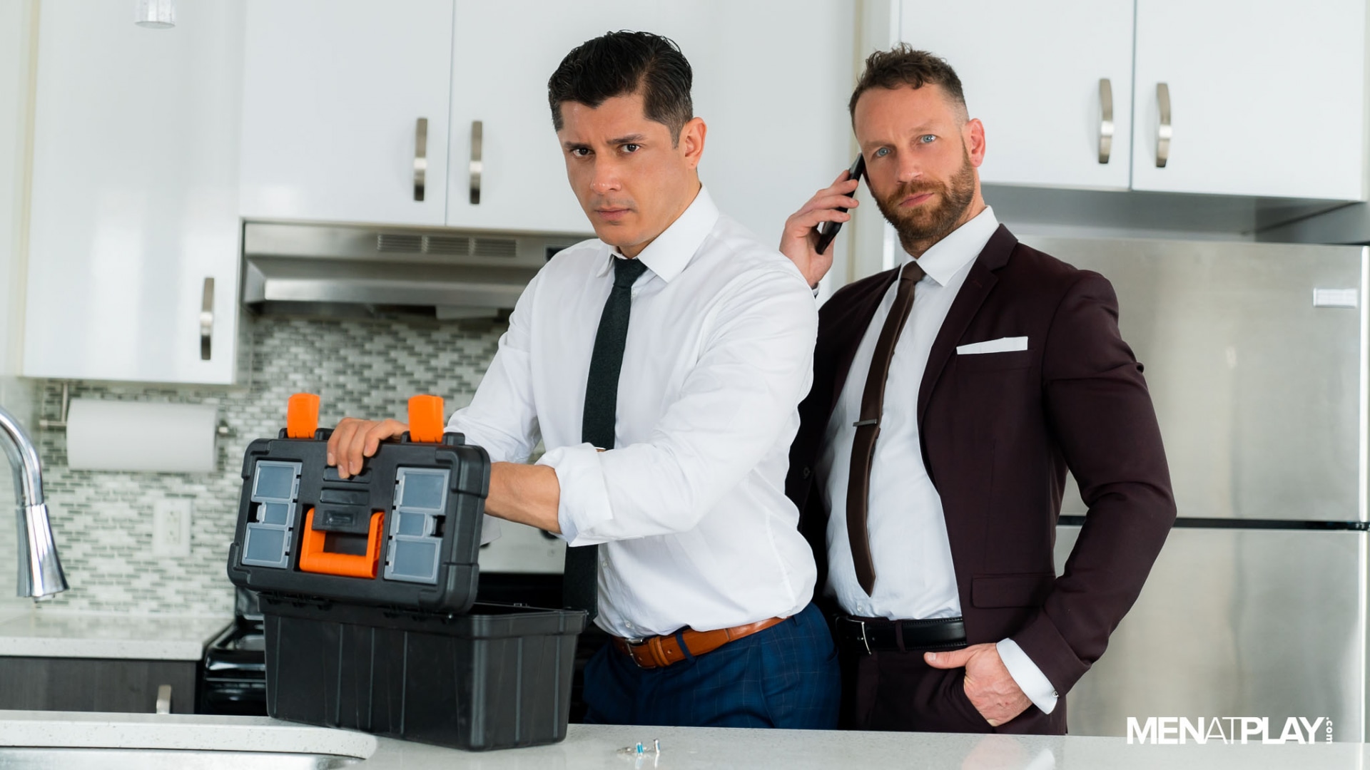 Desperate Realtor - MENatPLAY