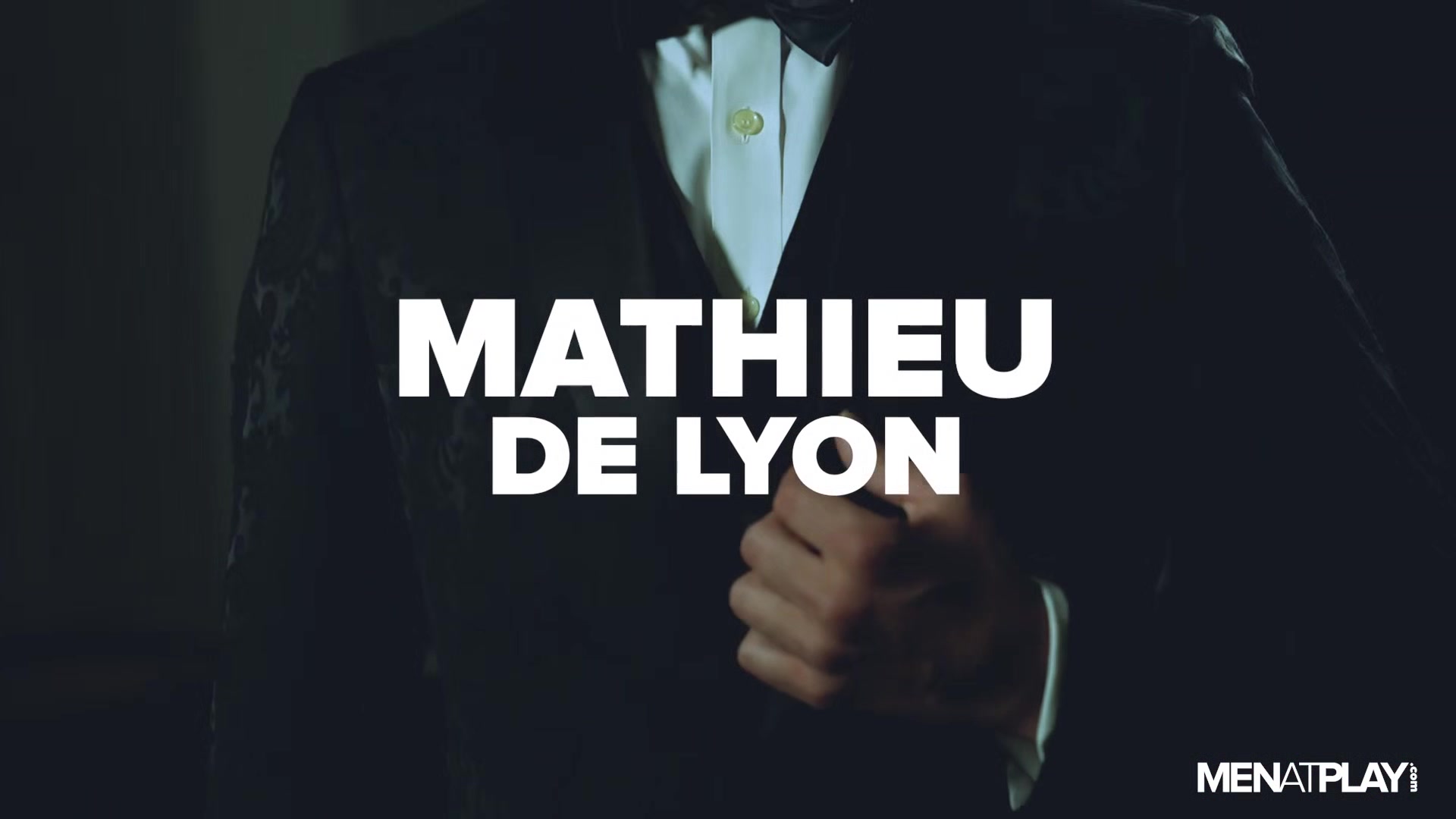 Masquerade Ball - MENatPLAY