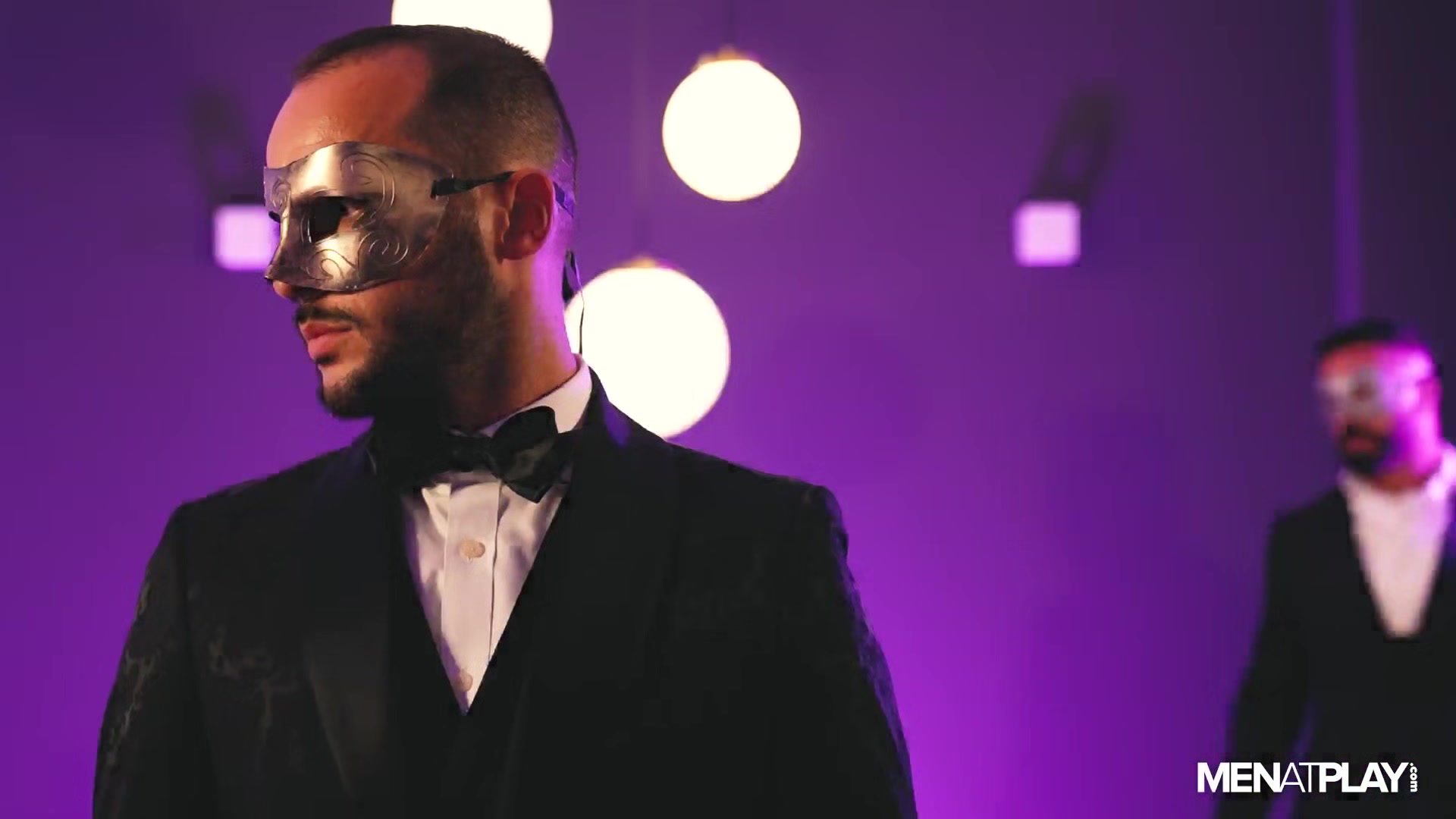 Masquerade Ball - MENatPLAY