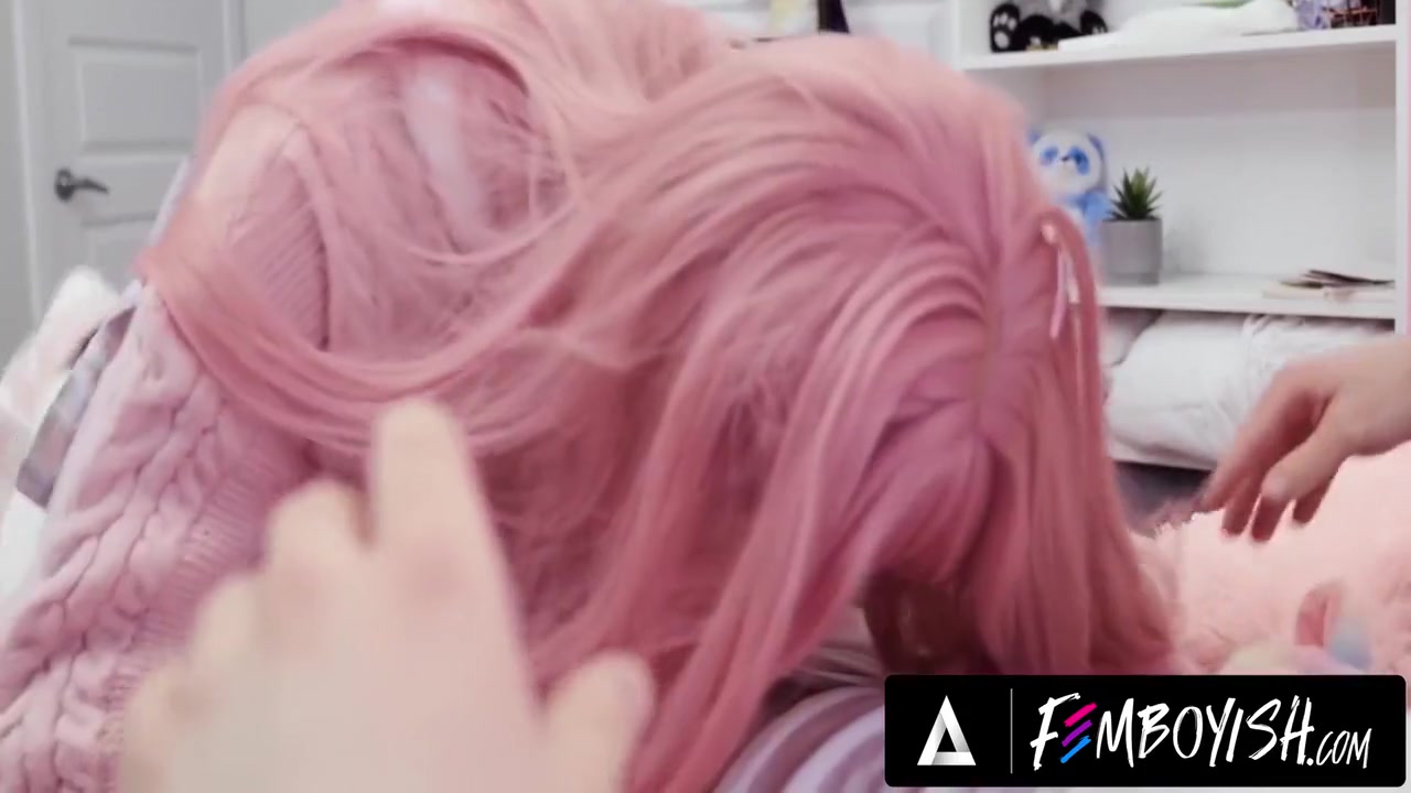 Femboyish - Cute Pink Haired Femboy Cyrus Stark Rips Stockings For Marcus Mcneils Thick Dick 12 Min