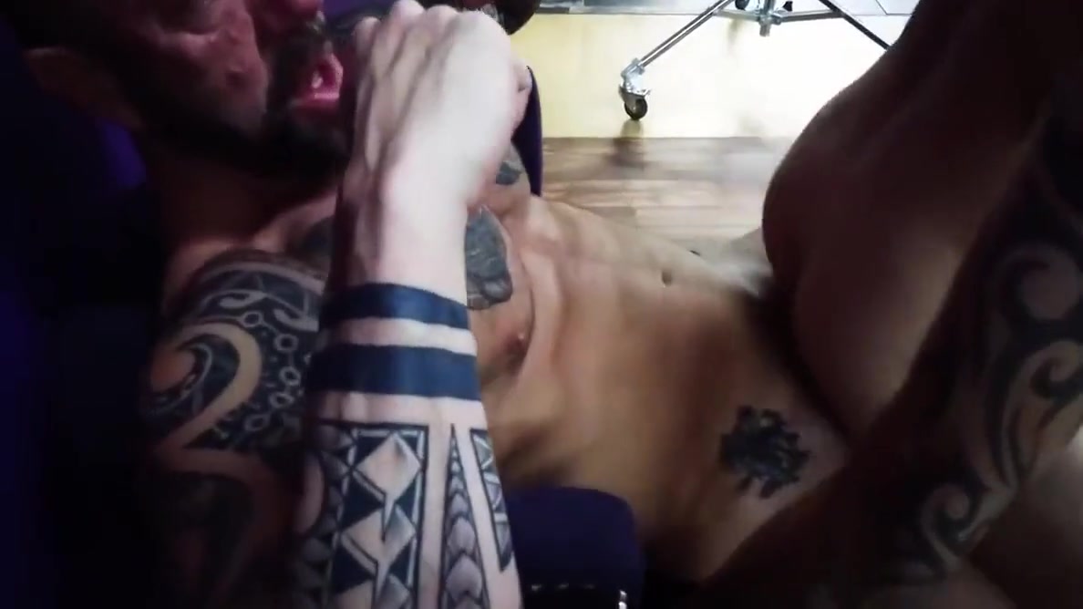 Muscle Stepdaddy Vic Rocco Bonks Robert Rexton