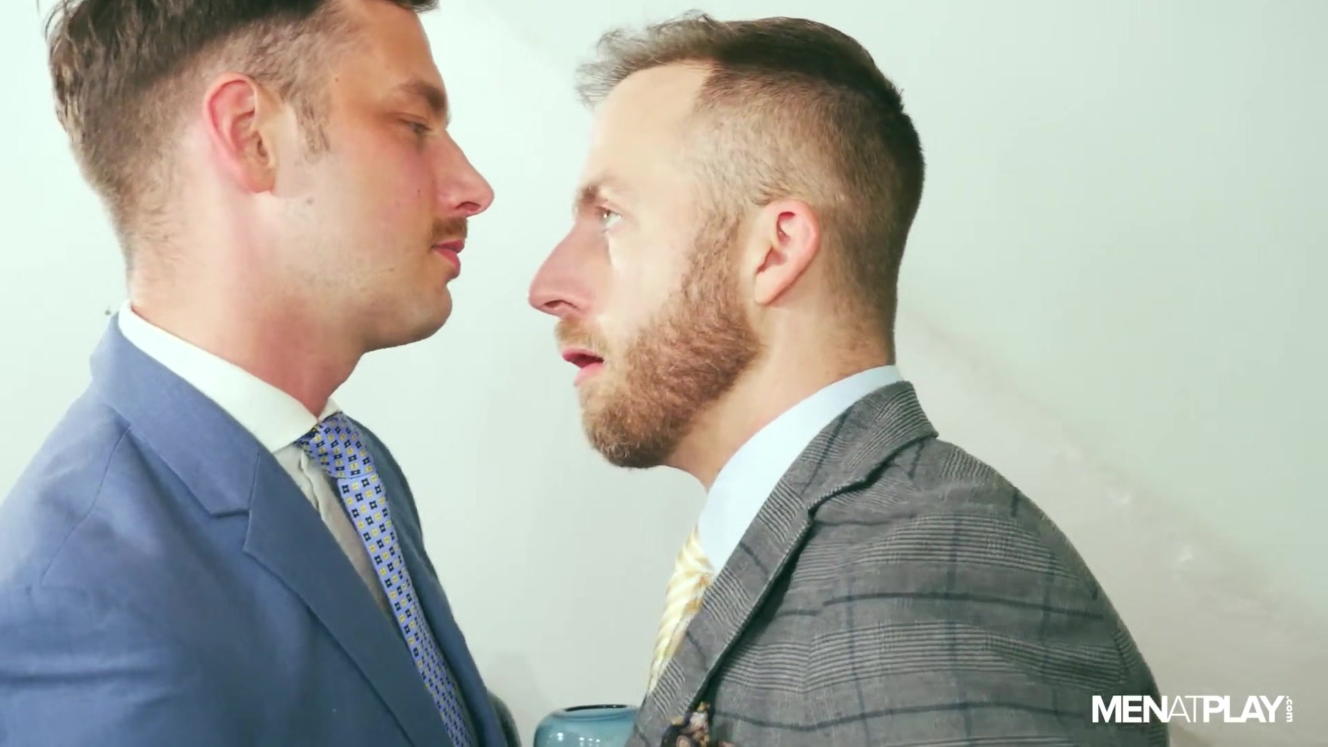 The Good Neighbor 3 - MENatPLAY