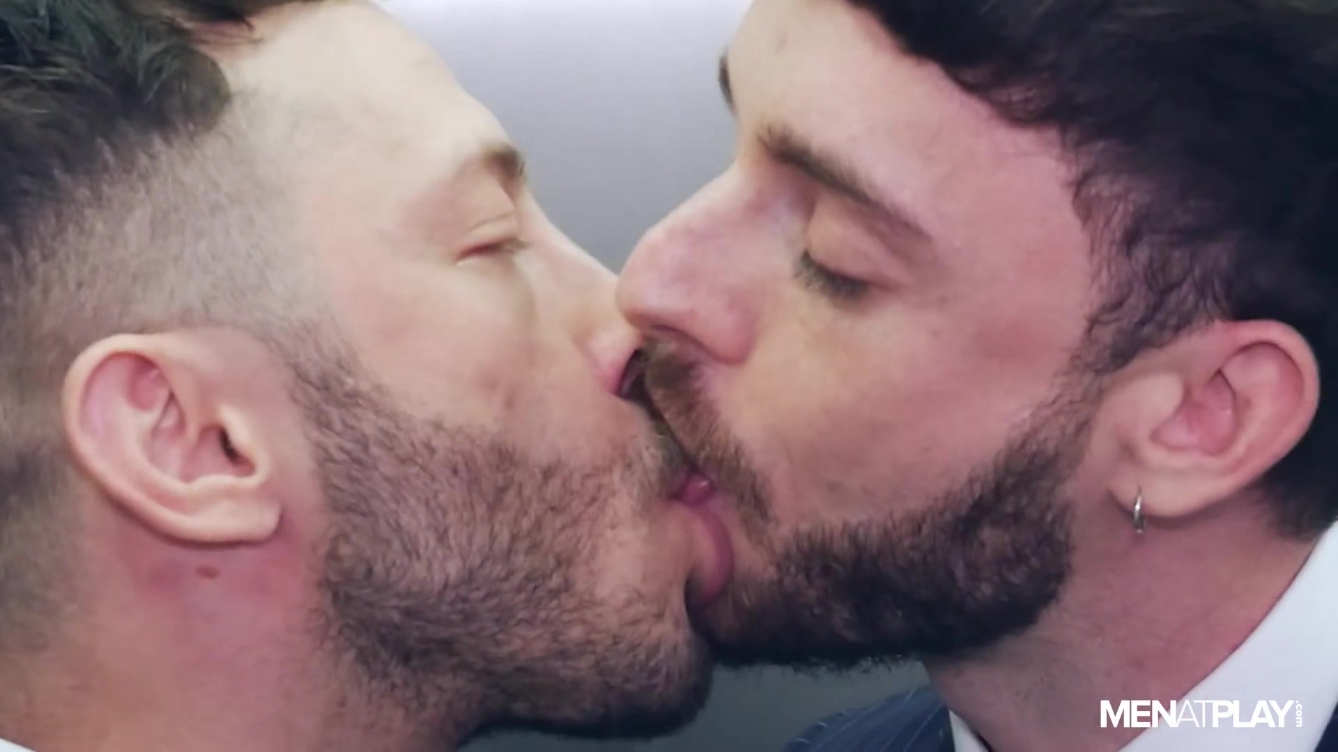The Good Neighbor 2 - MENatPLAY