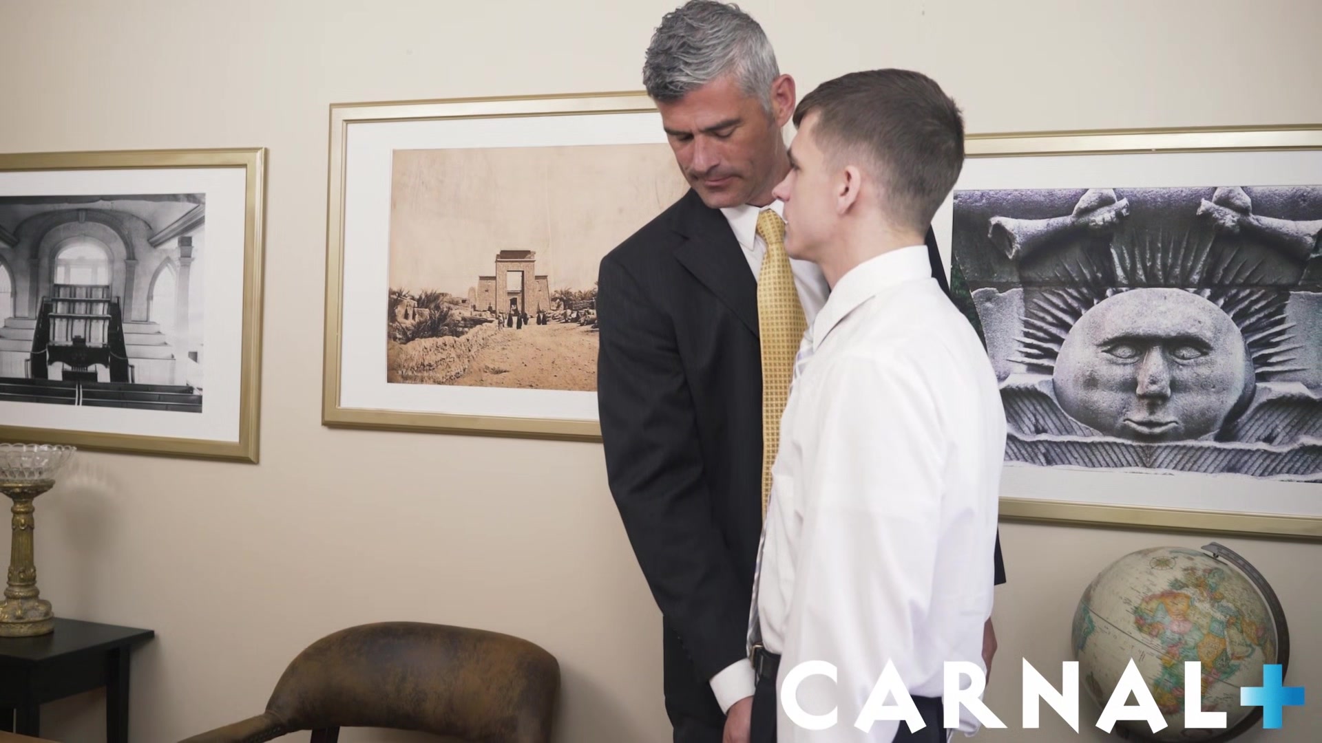 MasonicBoys Silver fox Master Damien Oaks barebacks submissive twink