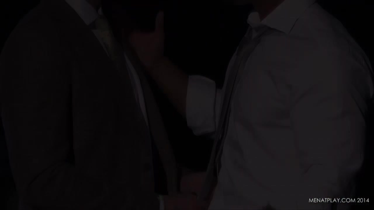 Drunk In Lust - MENatPLAY