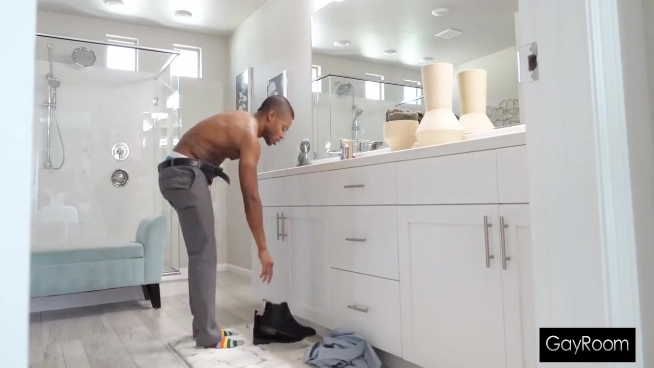 Horny Roommate Twink Swallows Bbc In The Shower 18 Min