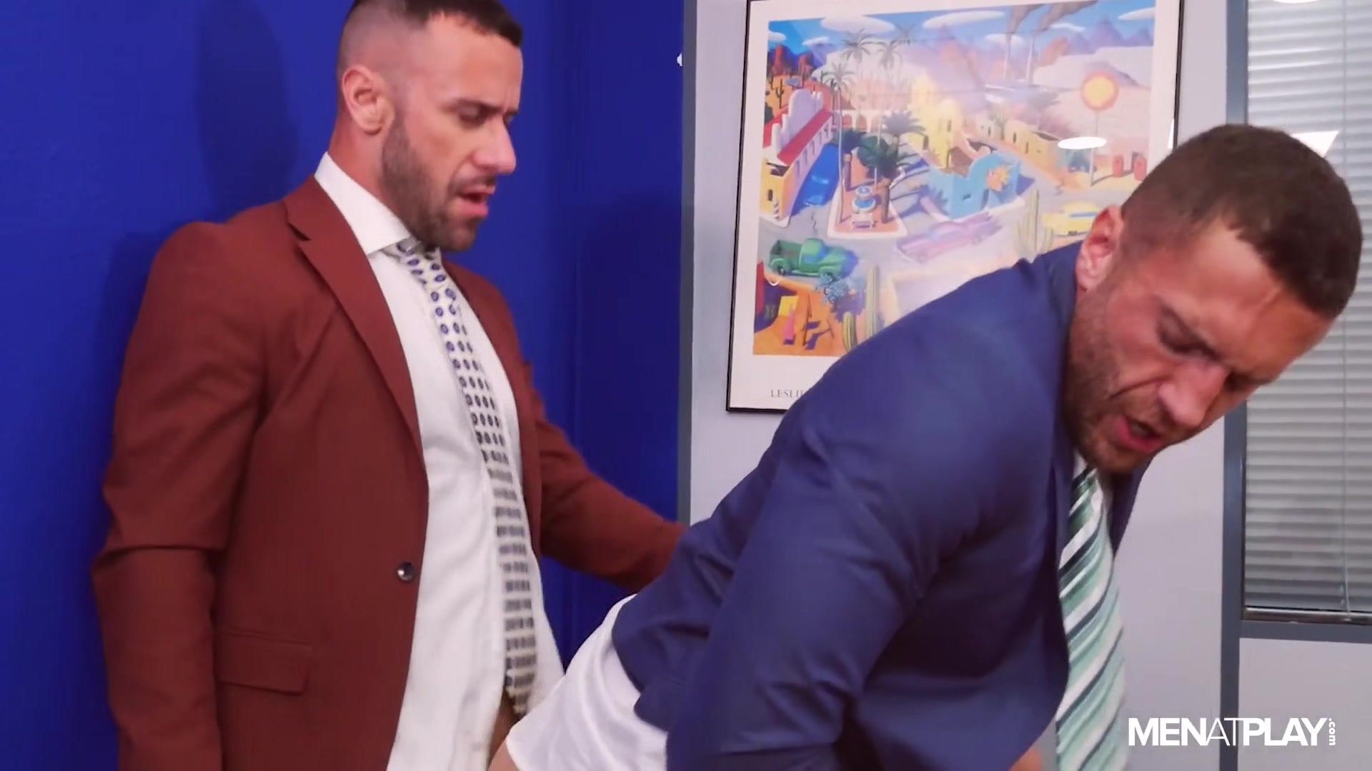 The Boss And The Intern - MENatPLAY