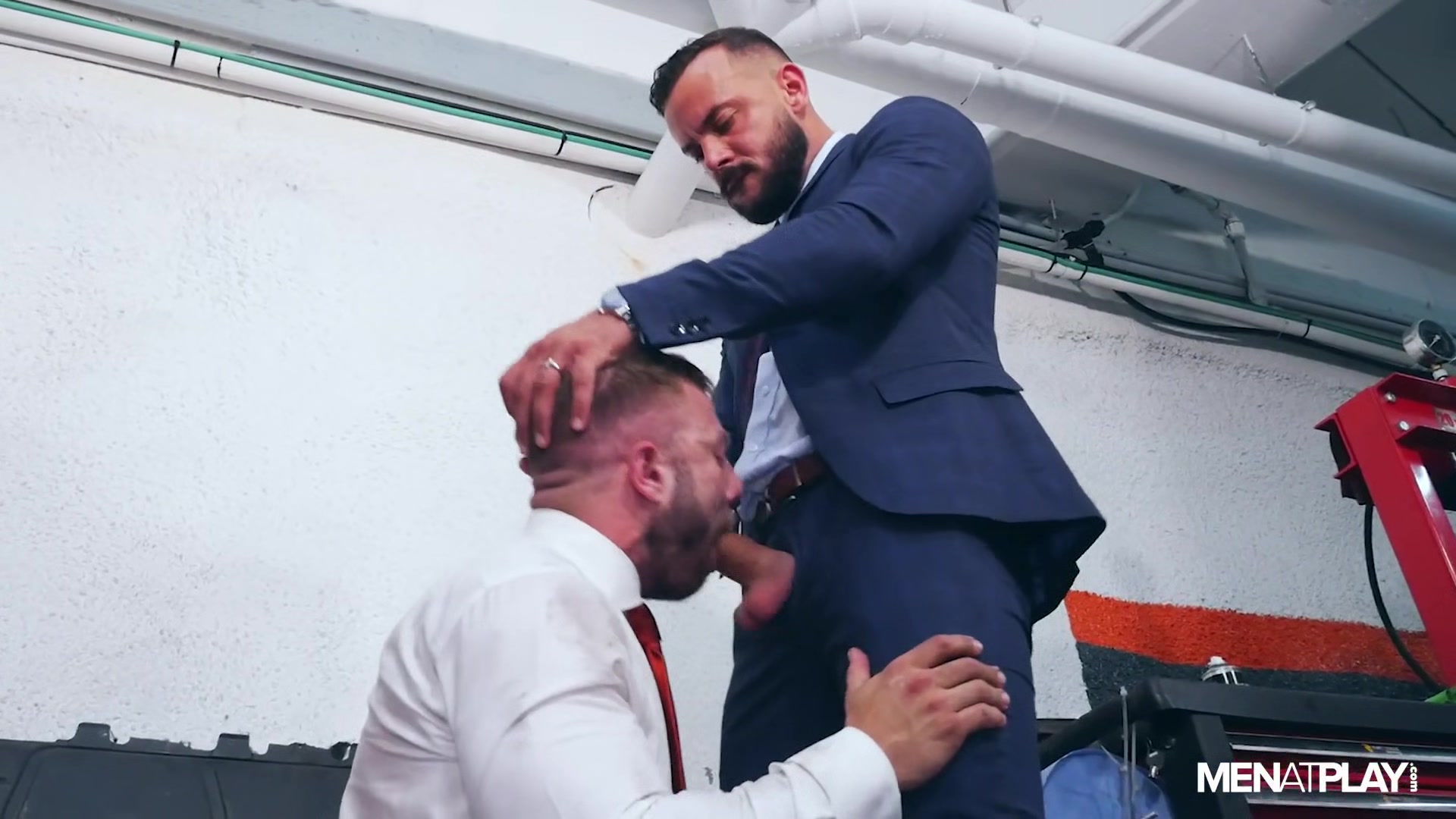 Used Car Salesman - MENatPLAY
